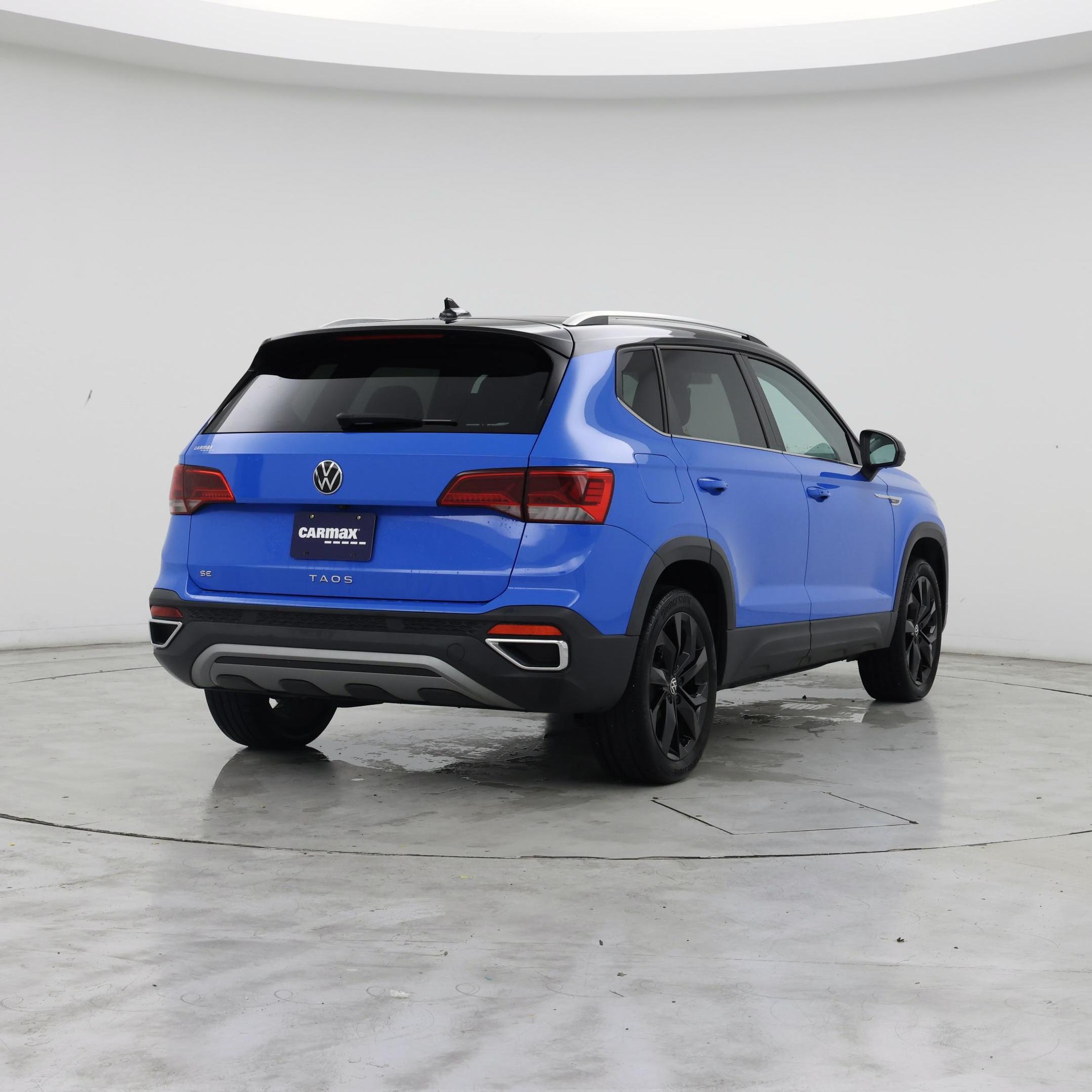 Thumbnail: 2023 Volkswagen Taos - 8