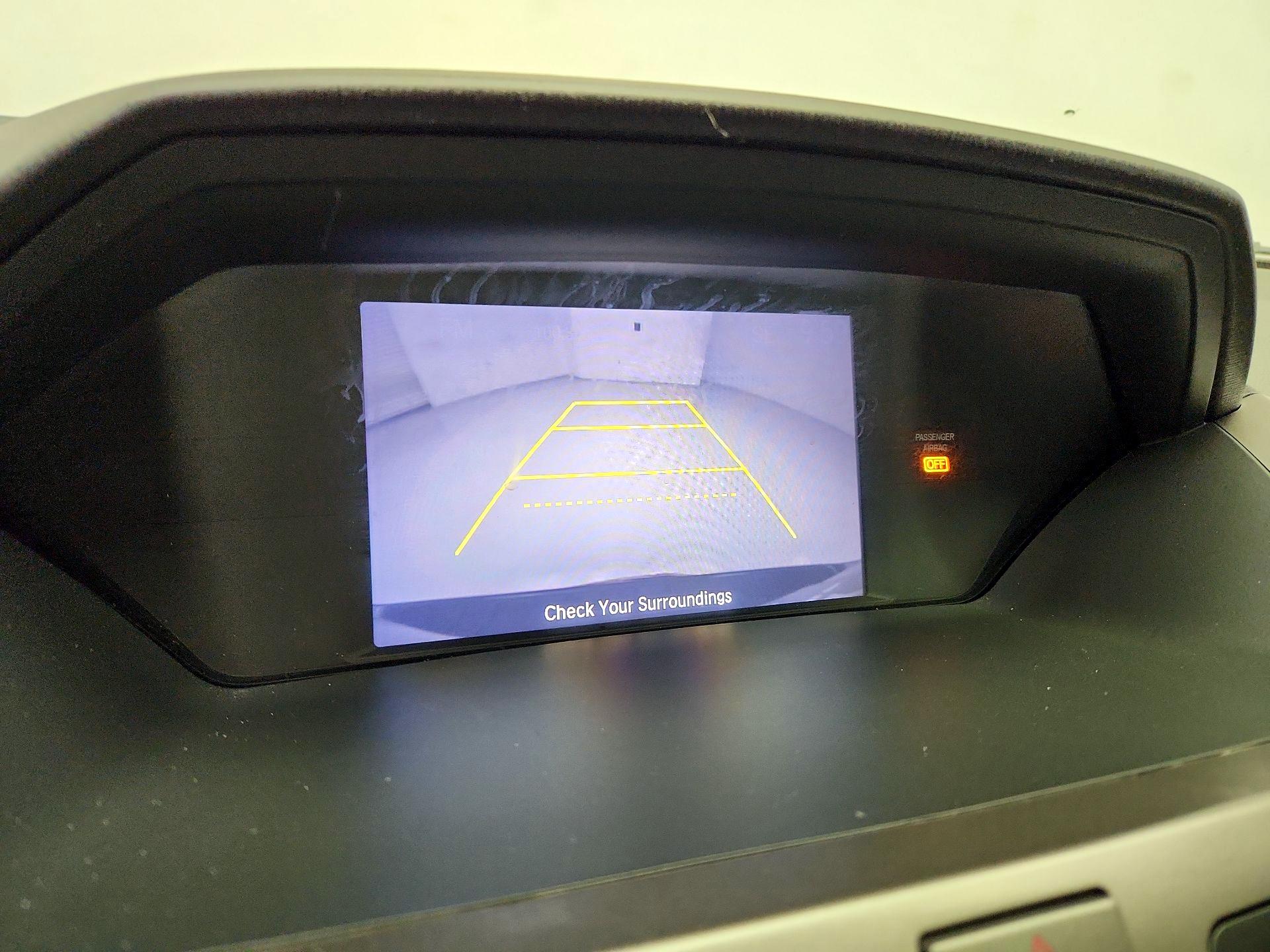Thumbnail: 2016 Honda Odyssey - 14