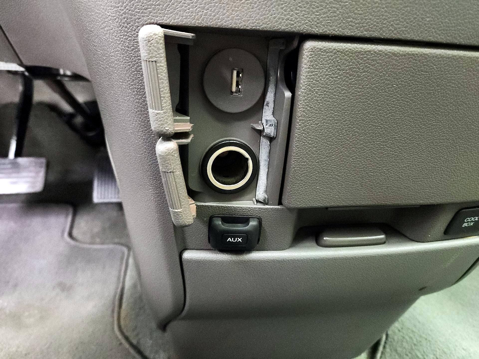 Thumbnail: 2016 Honda Odyssey - 18
