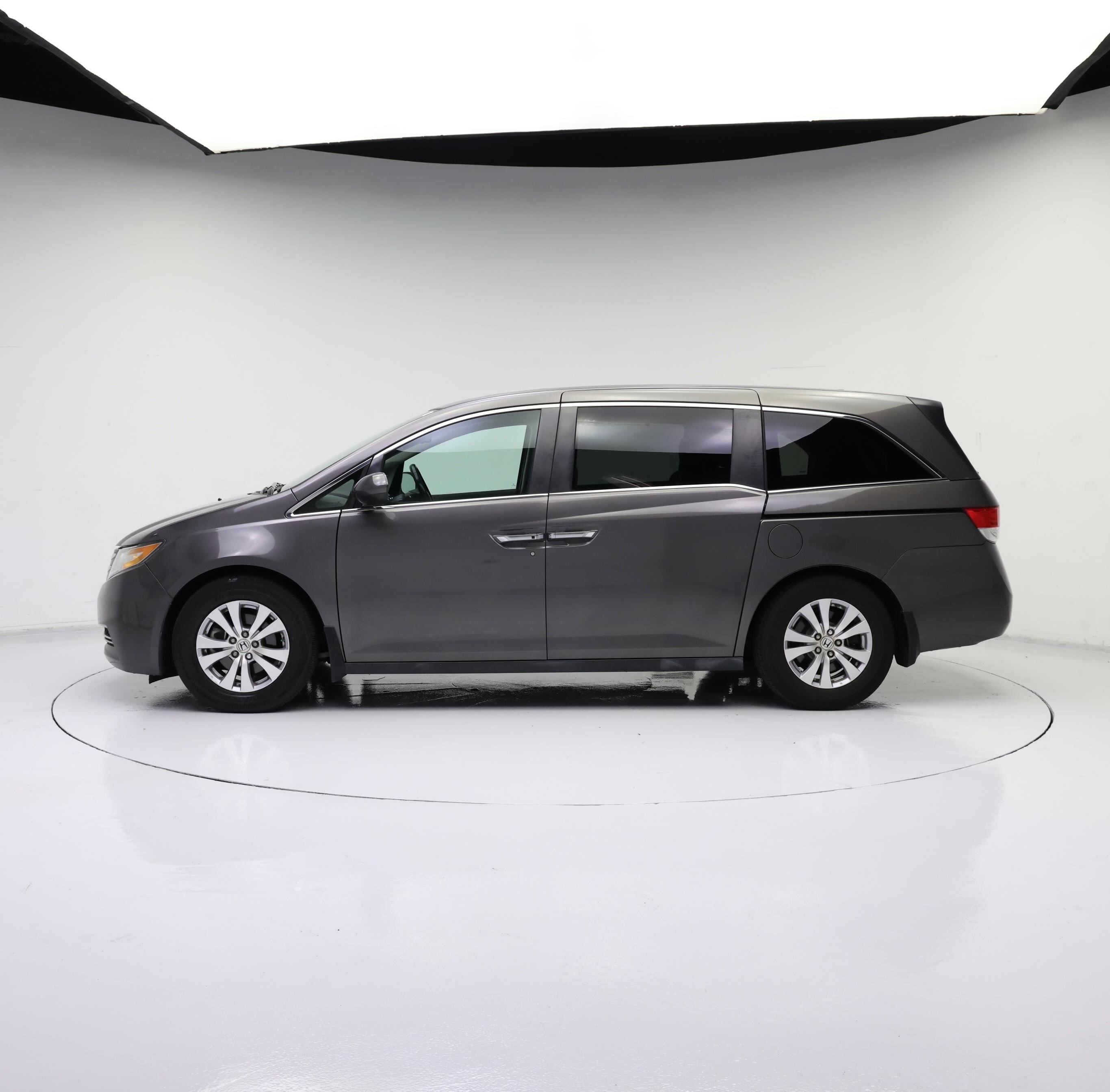 Thumbnail: 2016 Honda Odyssey - 3
