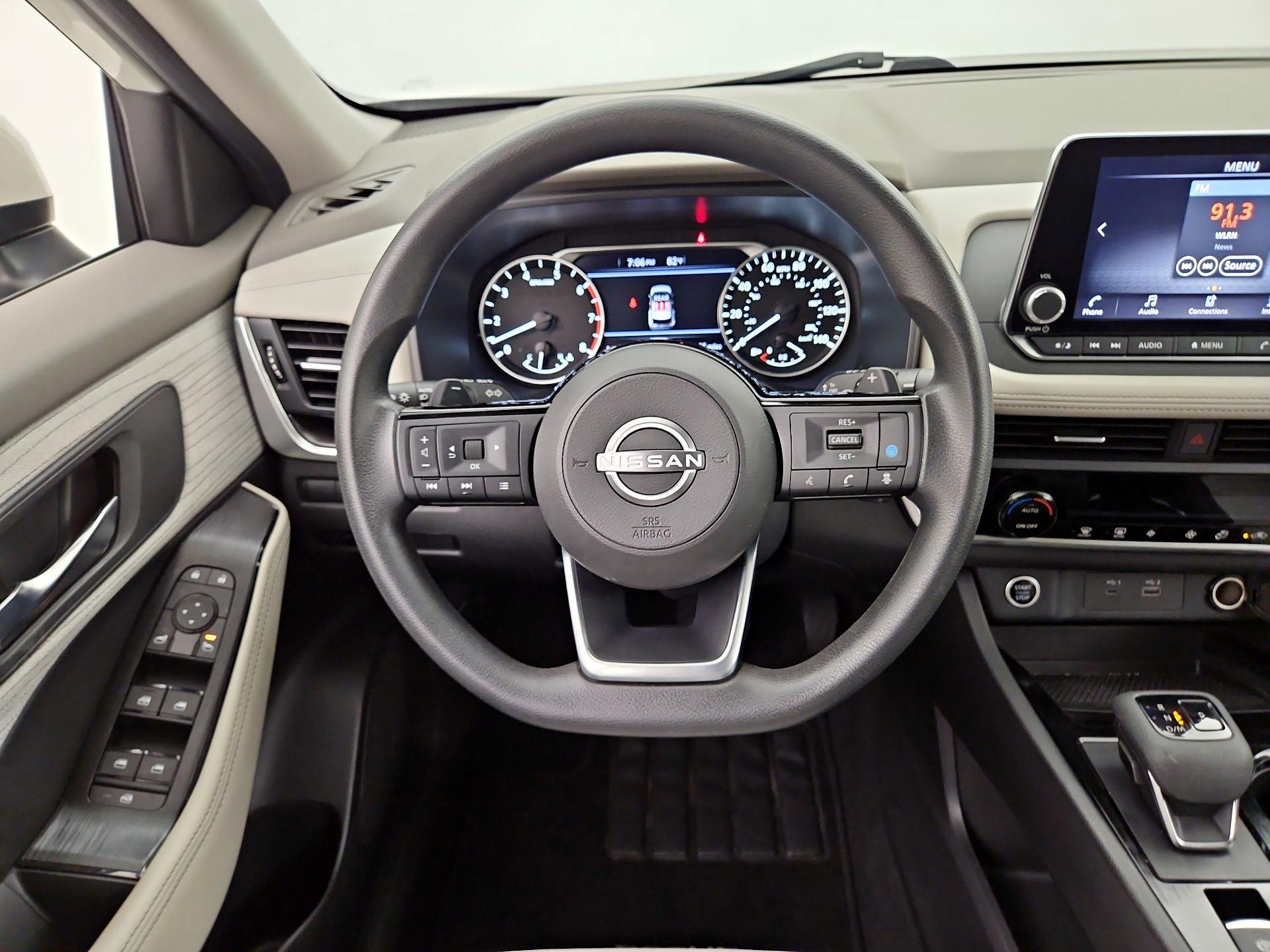 Thumbnail: 2023 Nissan Rogue - 10