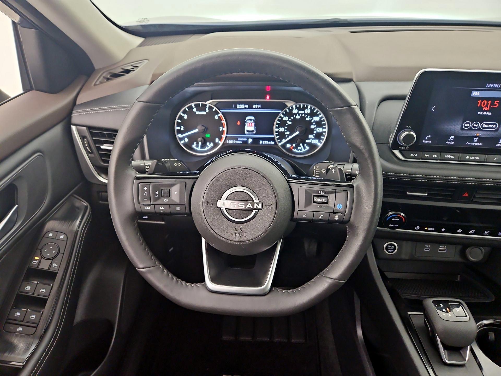 Thumbnail: 2023 Nissan Rogue - 10