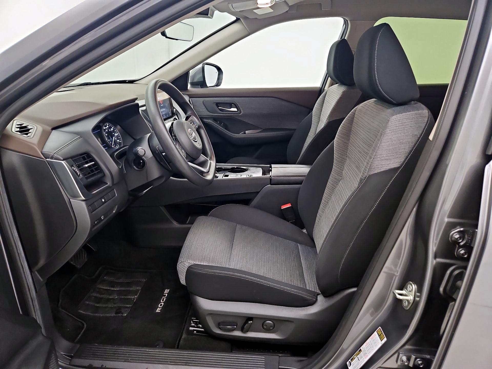 Thumbnail: 2023 Nissan Rogue - 11