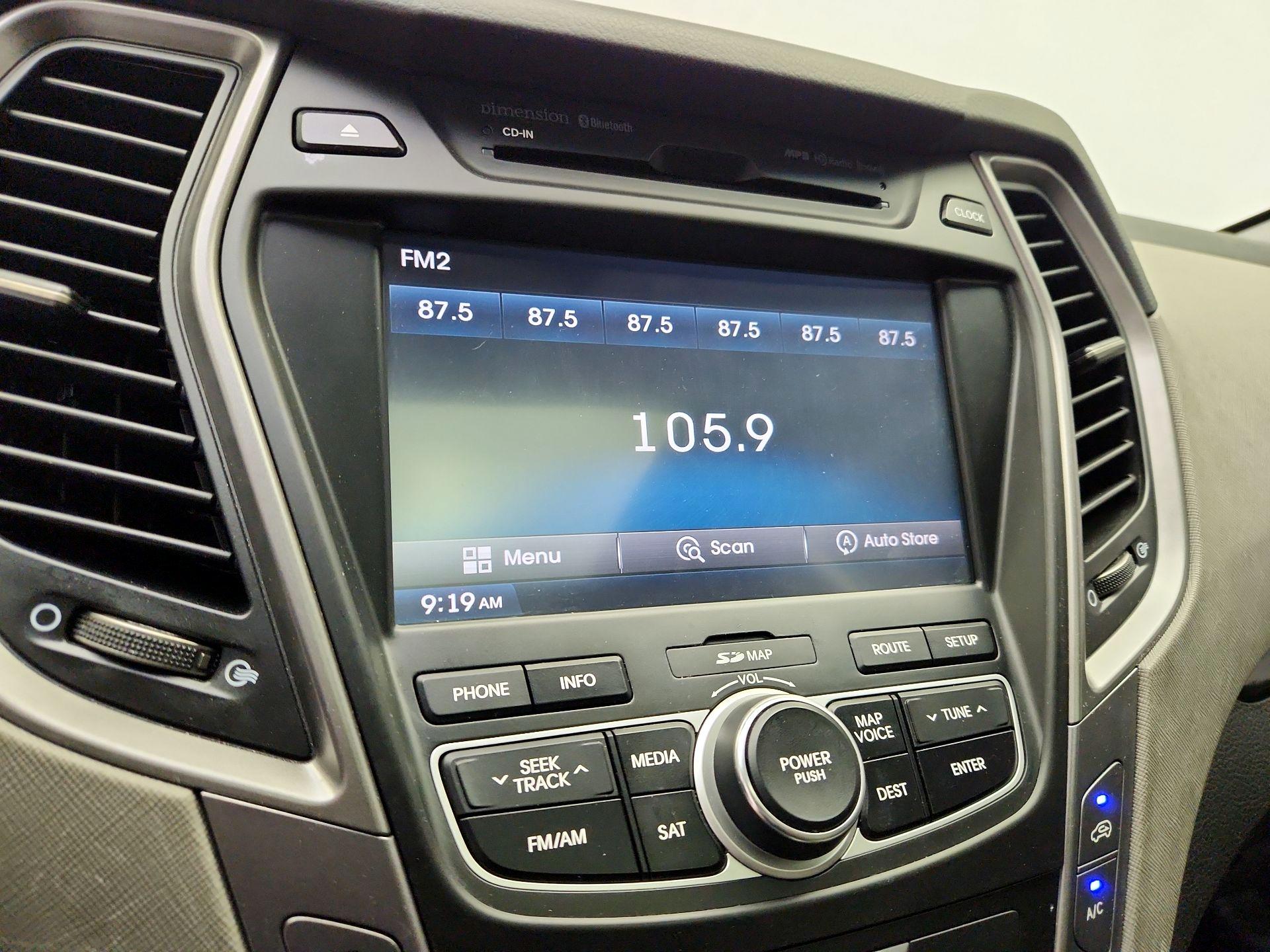 Thumbnail: 2014 Hyundai Santa Fe - 16