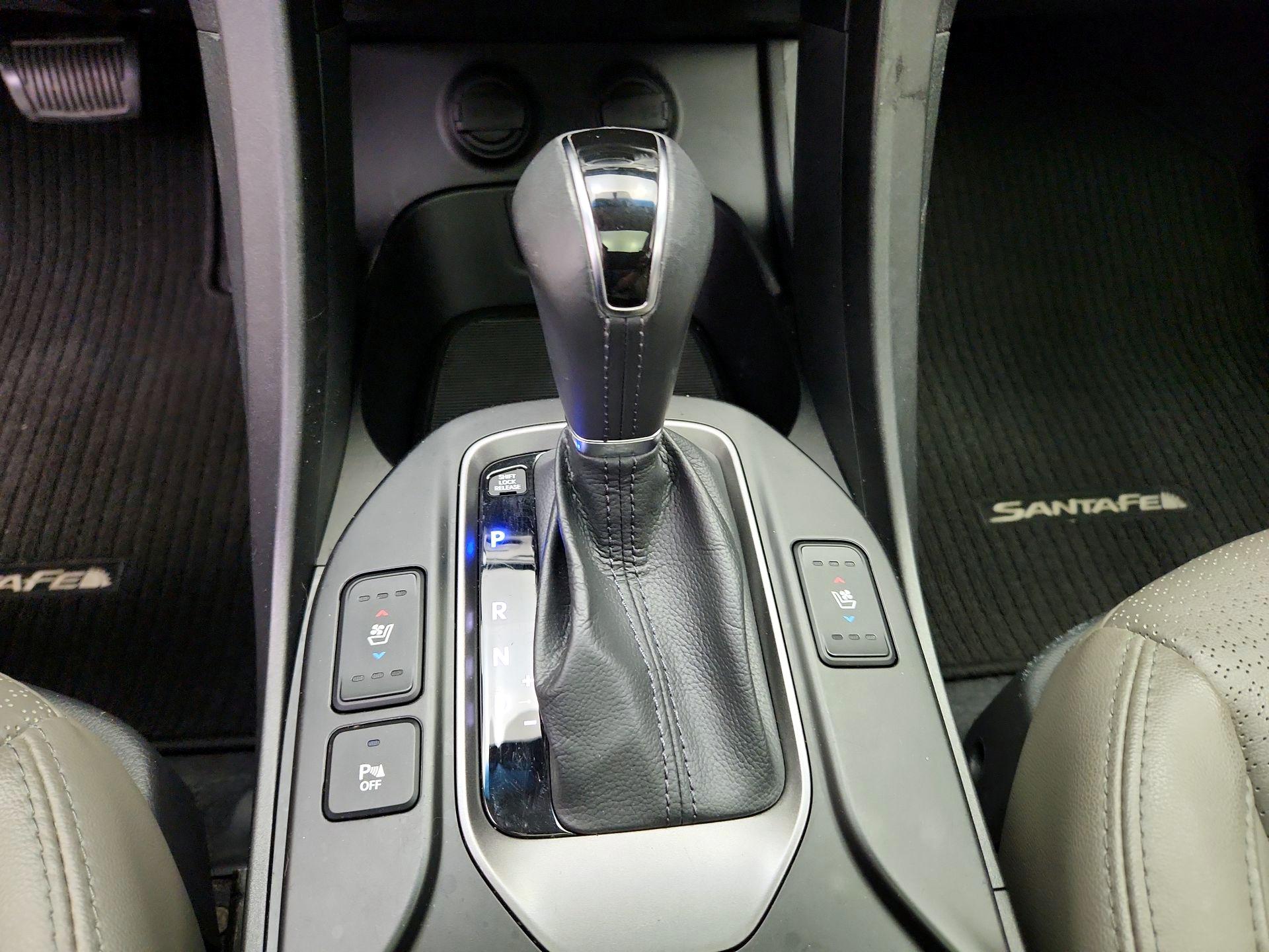 Thumbnail: 2014 Hyundai Santa Fe - 18