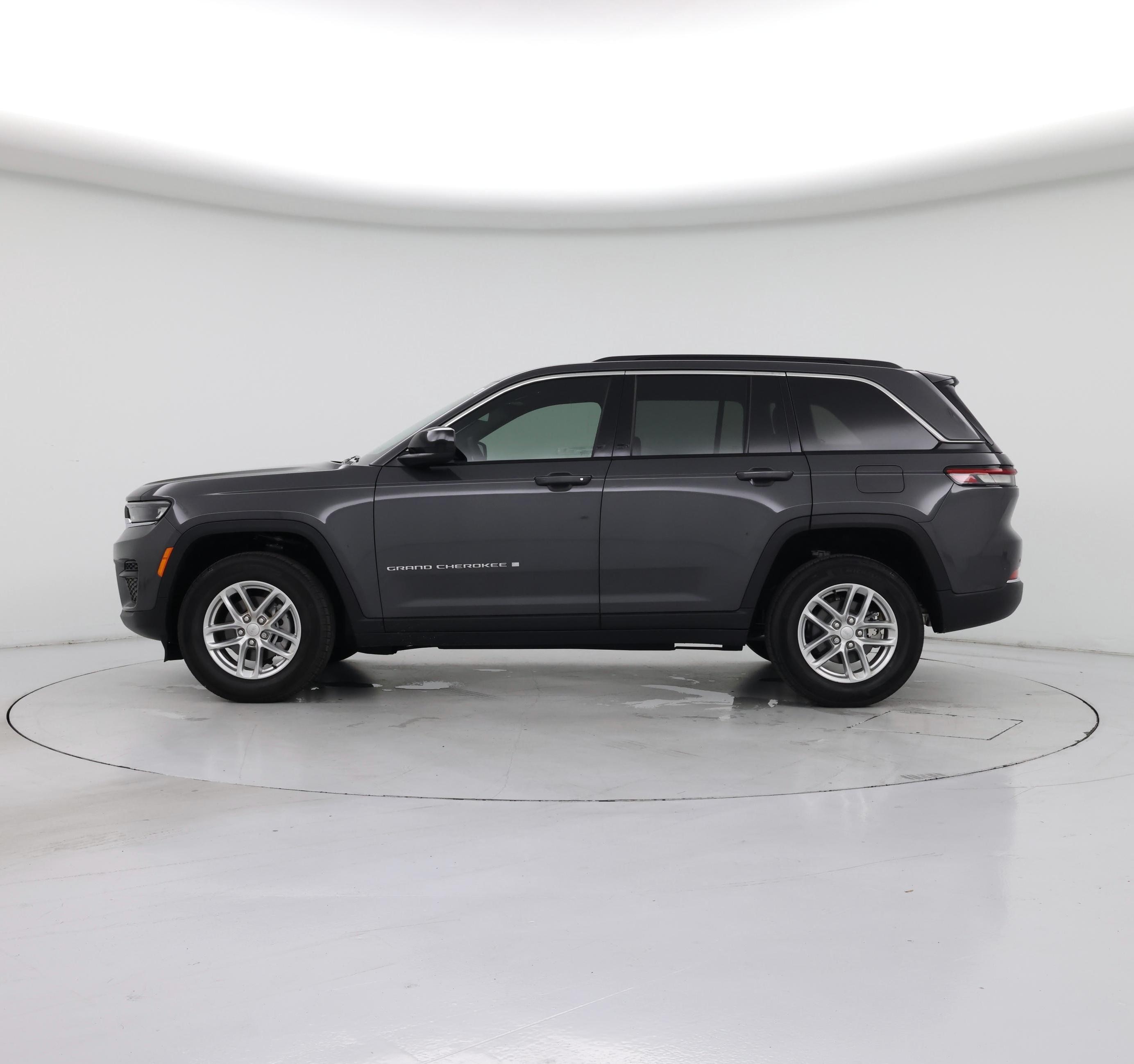 Thumbnail: 2025 Jeep Grand Cherokee - 3