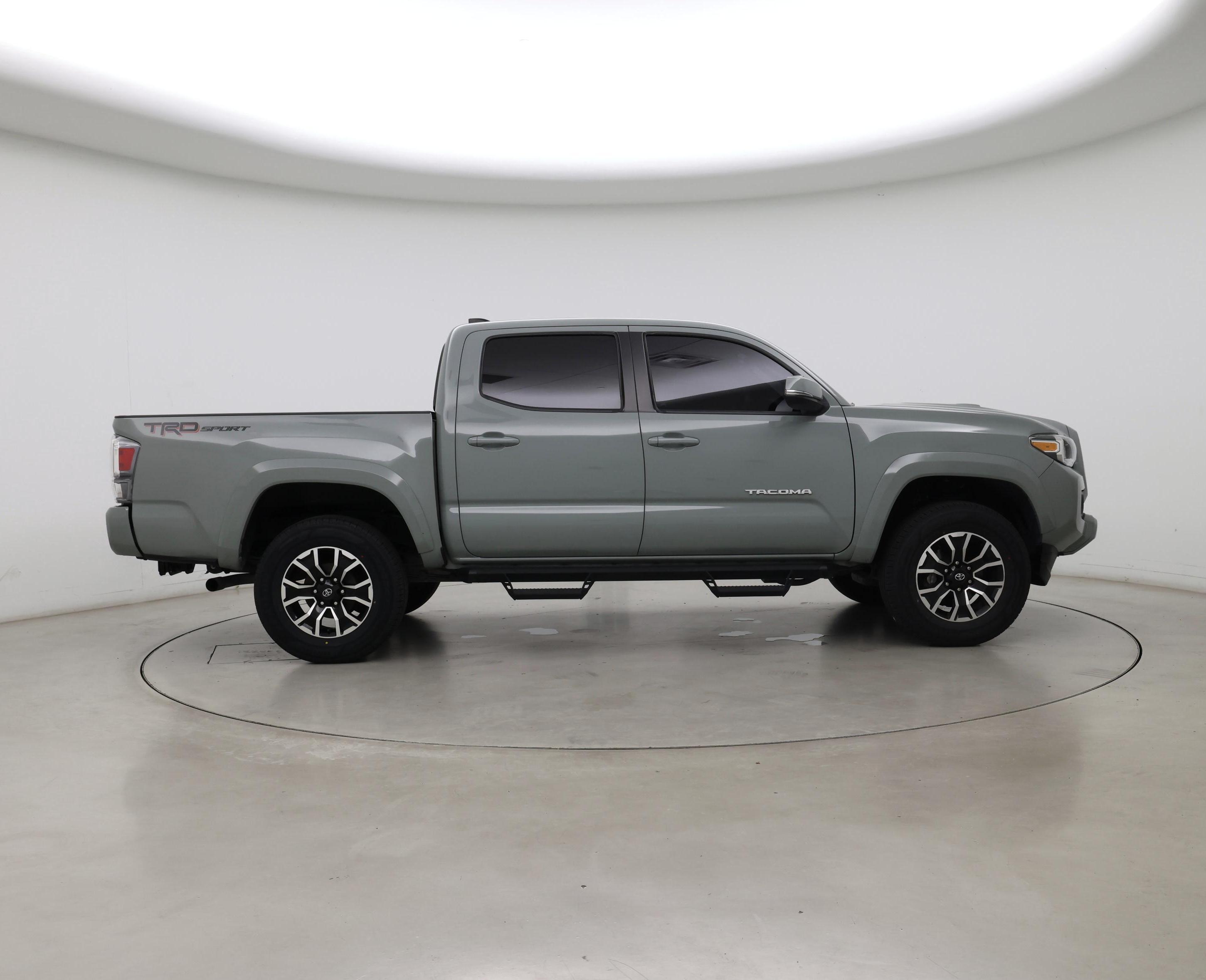Thumbnail: 2022 Toyota Tacoma - 7