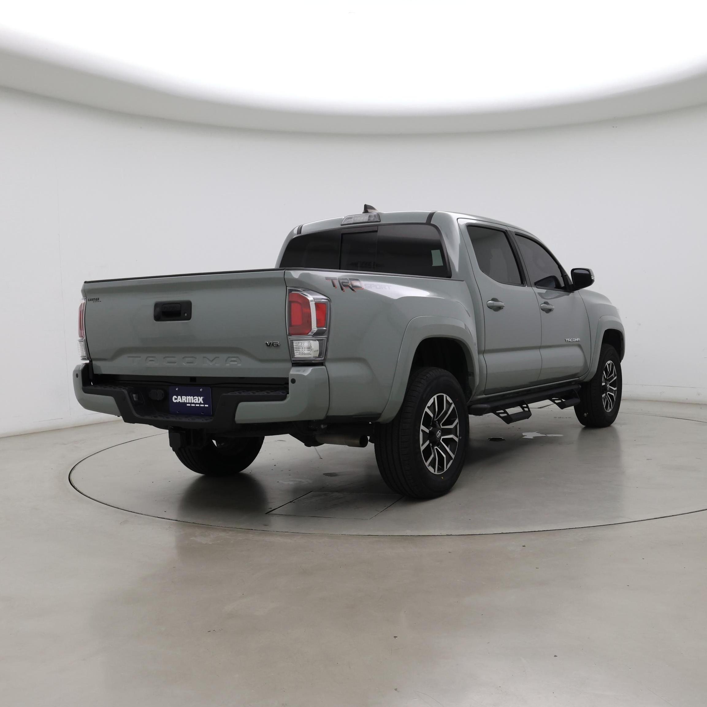 Thumbnail: 2022 Toyota Tacoma - 8