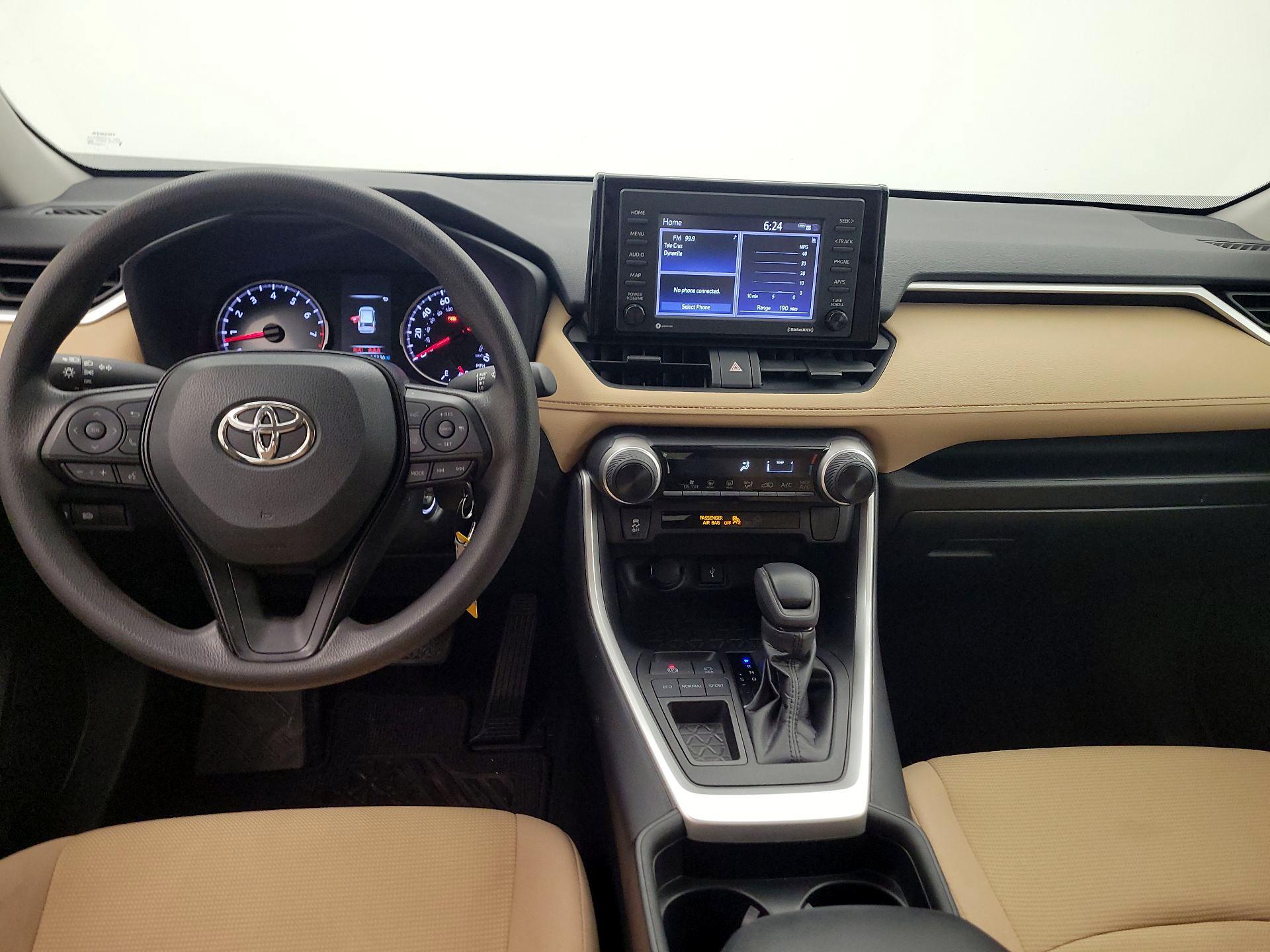 Thumbnail: 2021 Toyota RAV4 - 9