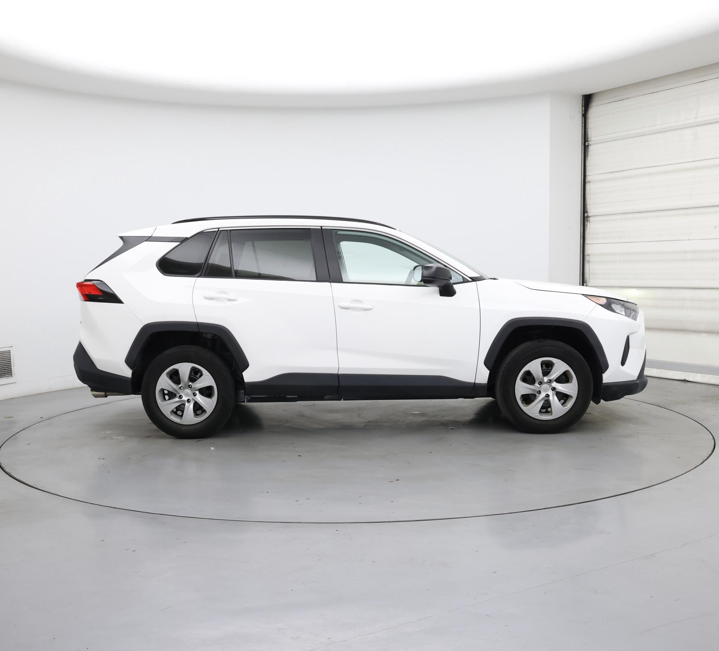 Thumbnail: 2021 Toyota RAV4 - 7