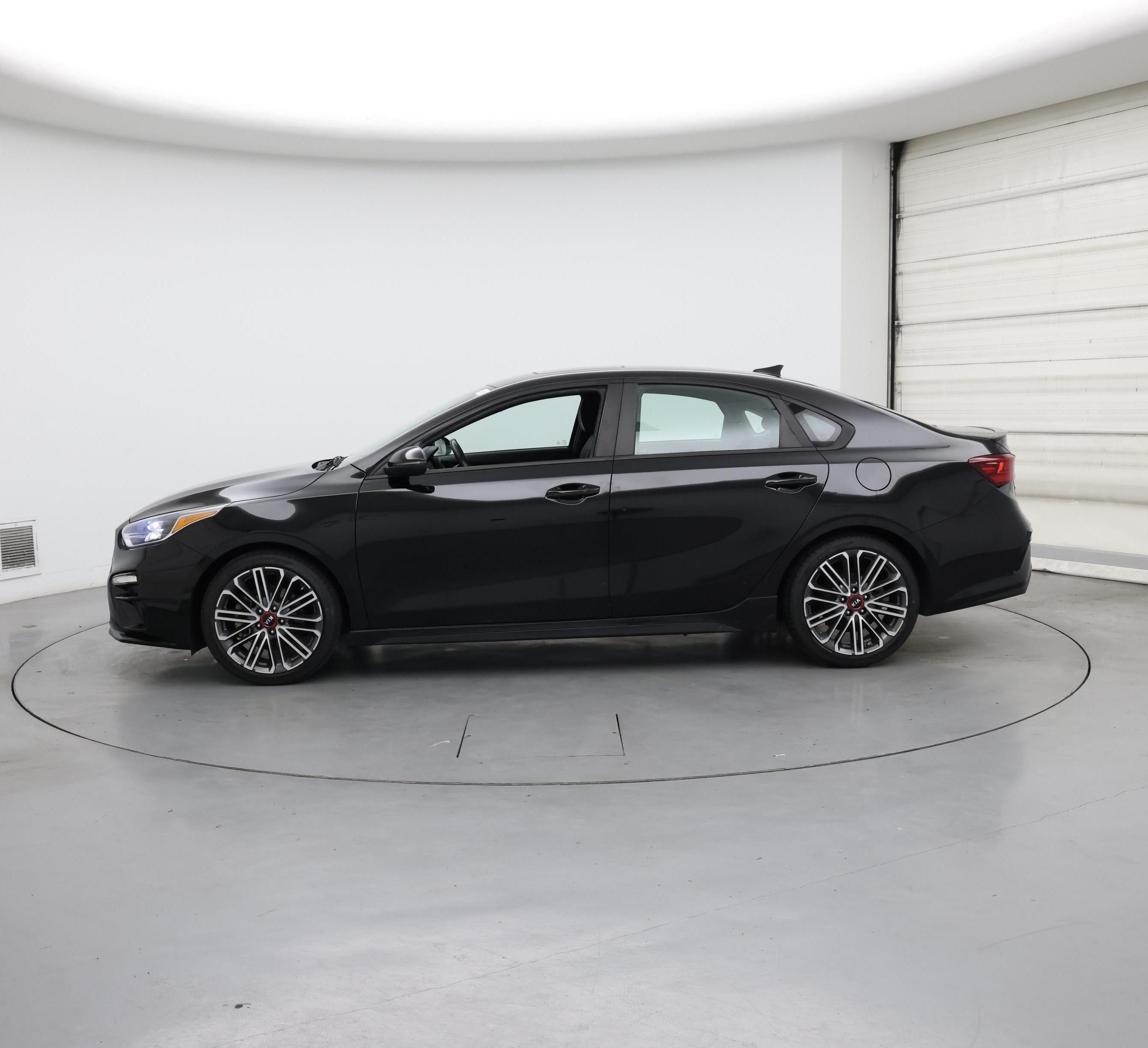 Thumbnail: 2021 Kia Forte - 3
