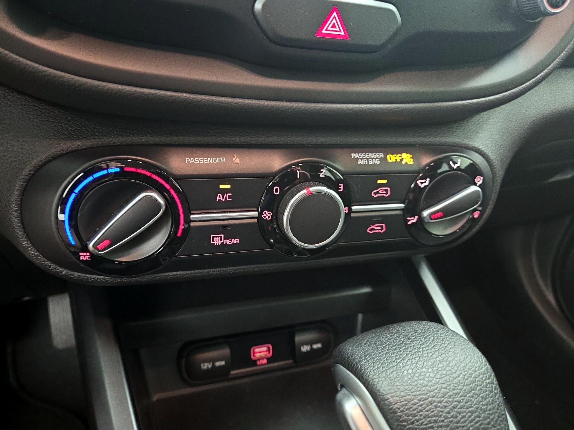 Thumbnail: 2020 Kia Soul - 16