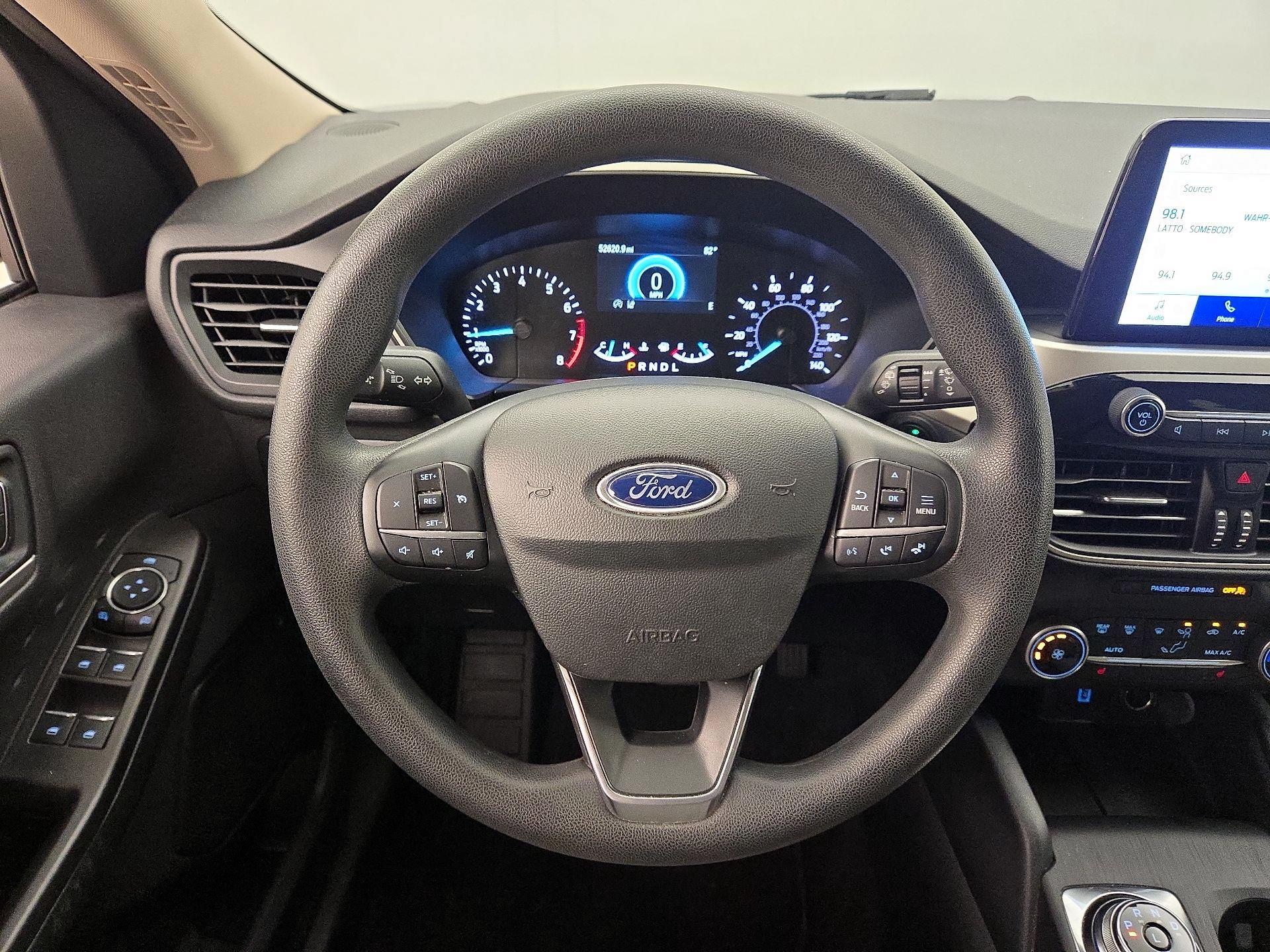 Thumbnail: 2020 Ford Escape - 10