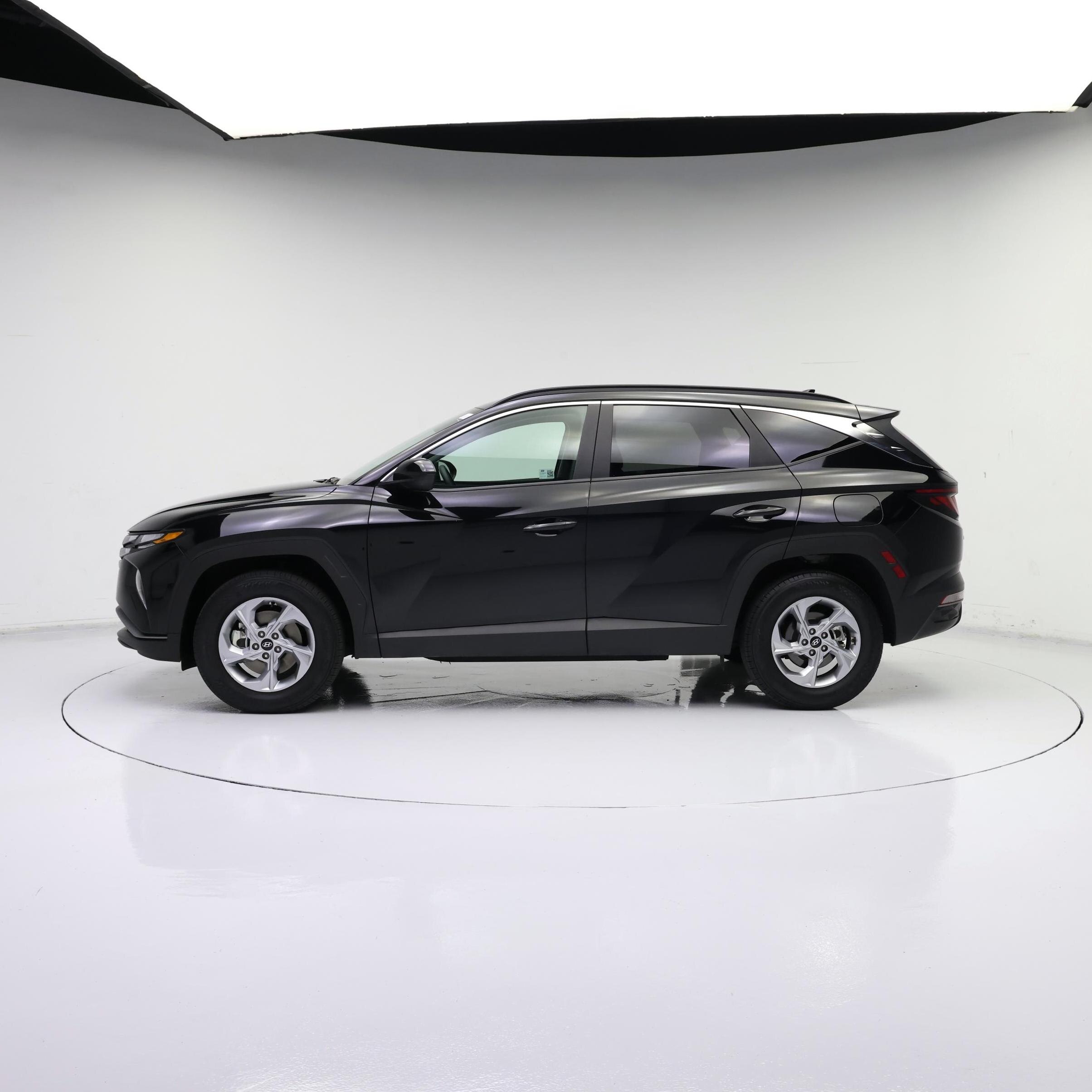 Thumbnail: 2024 Hyundai Tucson - 3