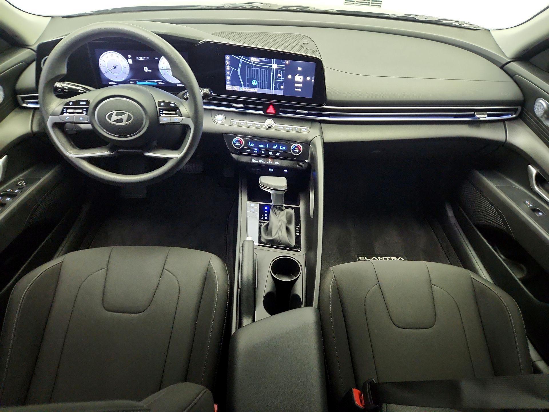 Thumbnail: 2024 Hyundai Elantra - 9