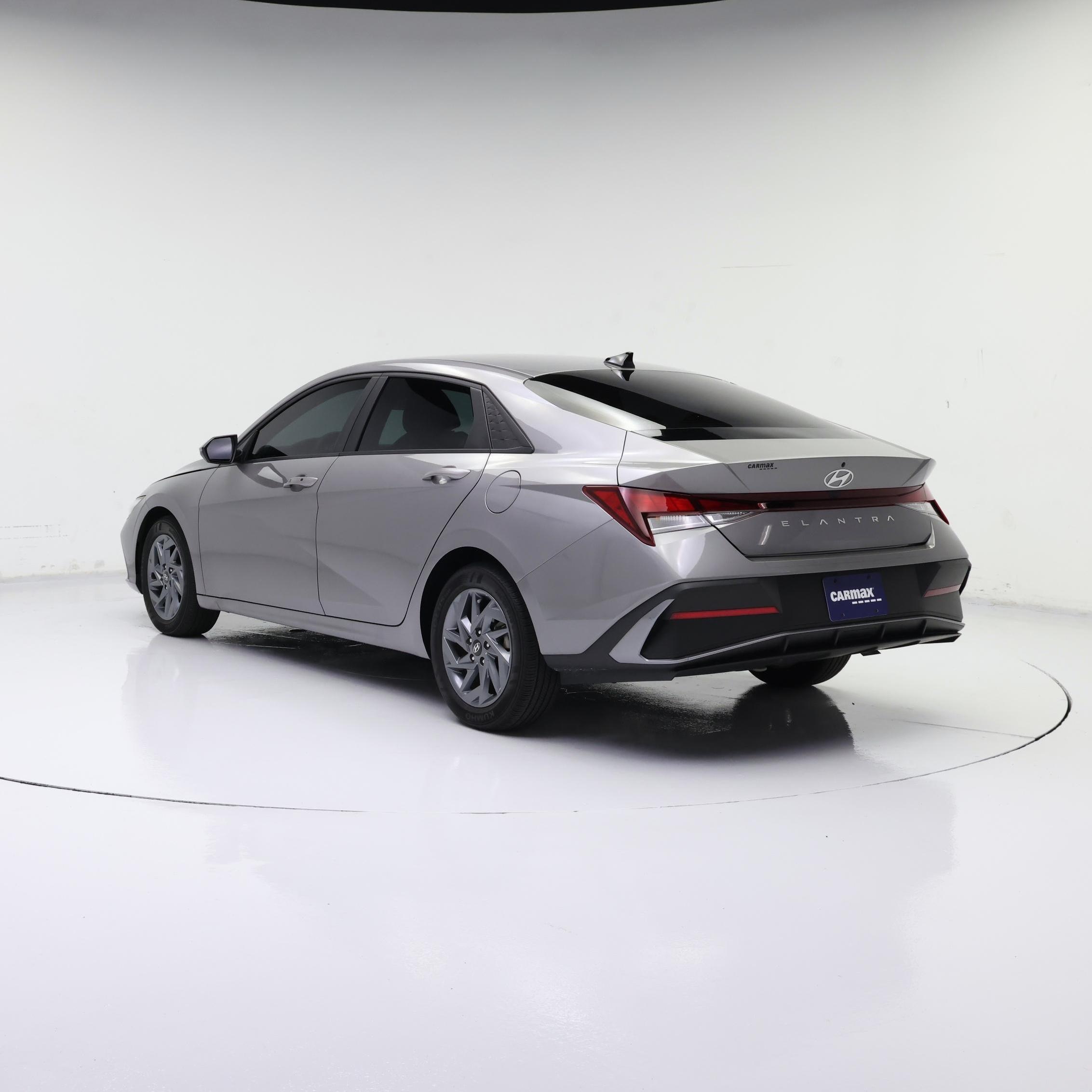 Thumbnail: 2024 Hyundai Elantra - 2