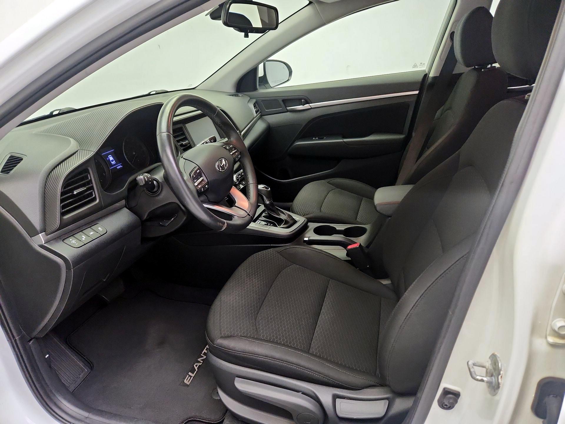 Thumbnail: 2020 Hyundai Elantra - 11