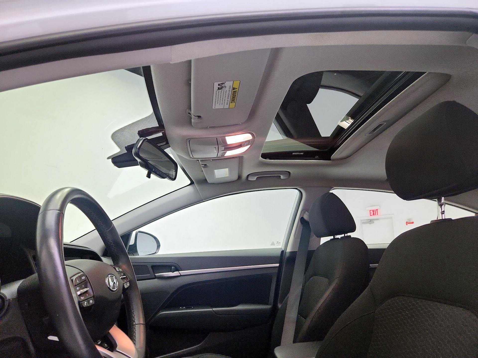 Thumbnail: 2020 Hyundai Elantra - 19