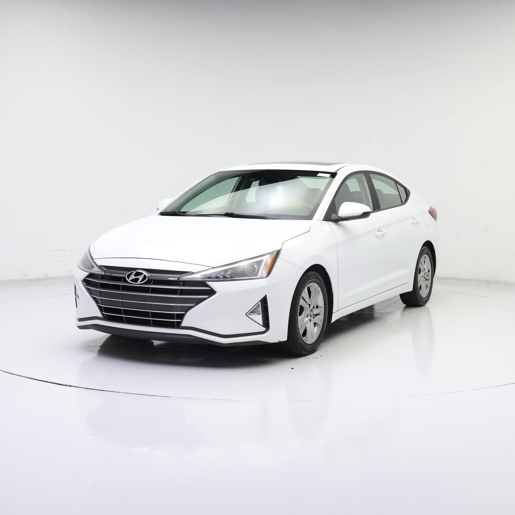 Thumbnail: 2020 Hyundai Elantra - 4