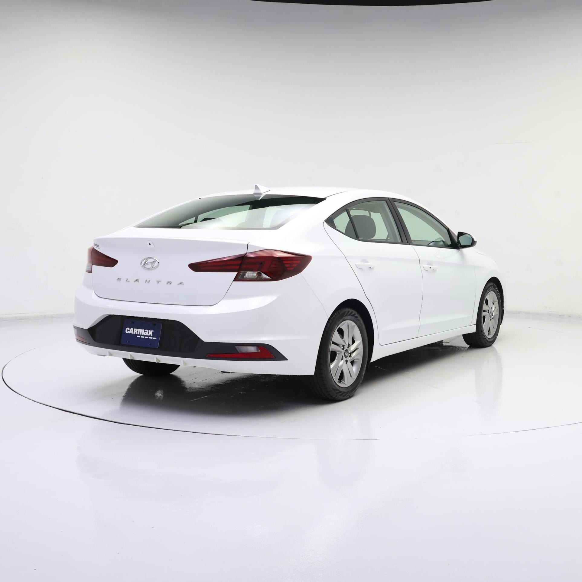 Thumbnail: 2020 Hyundai Elantra - 8