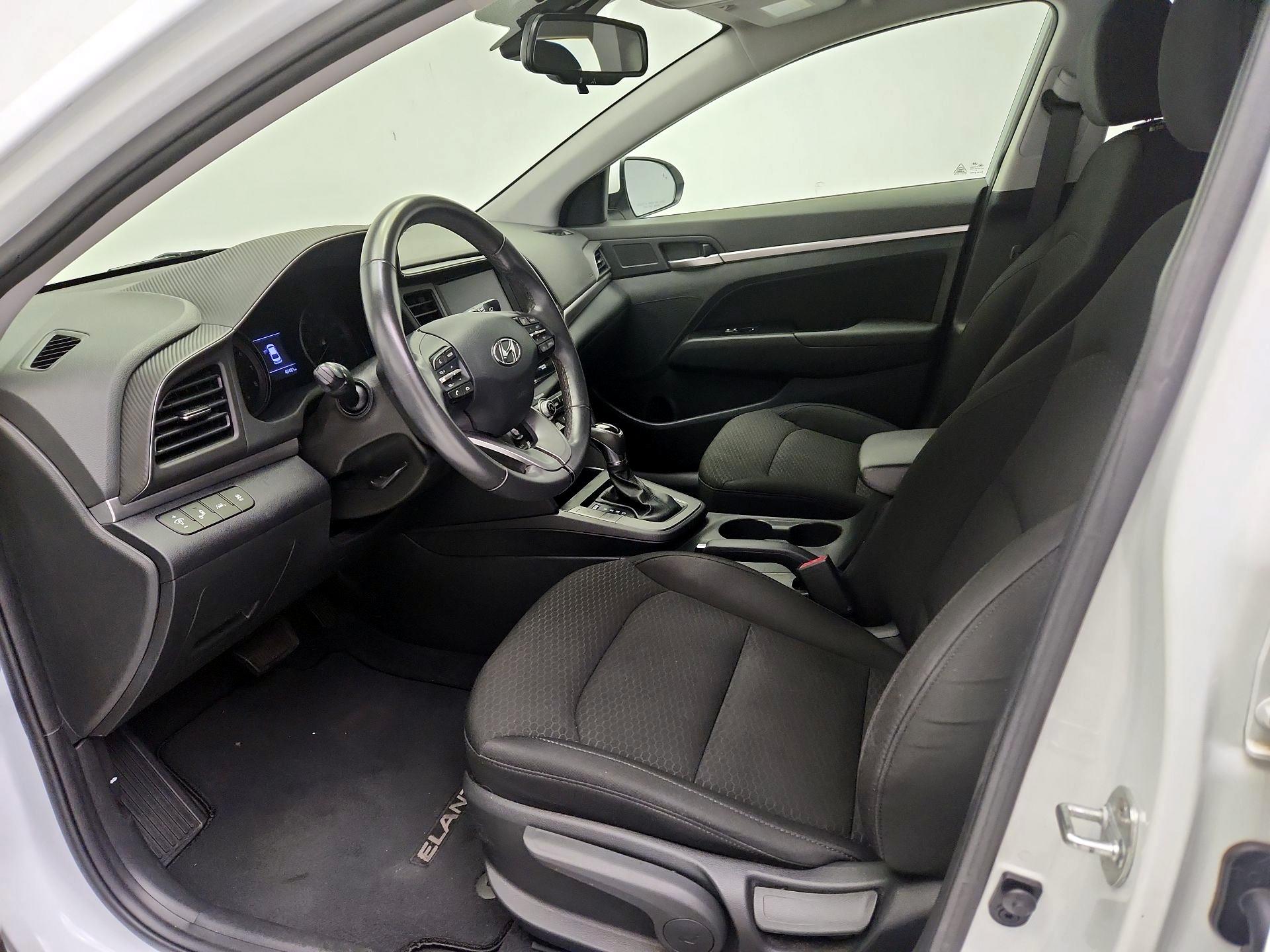 Thumbnail: 2020 Hyundai Elantra - 11