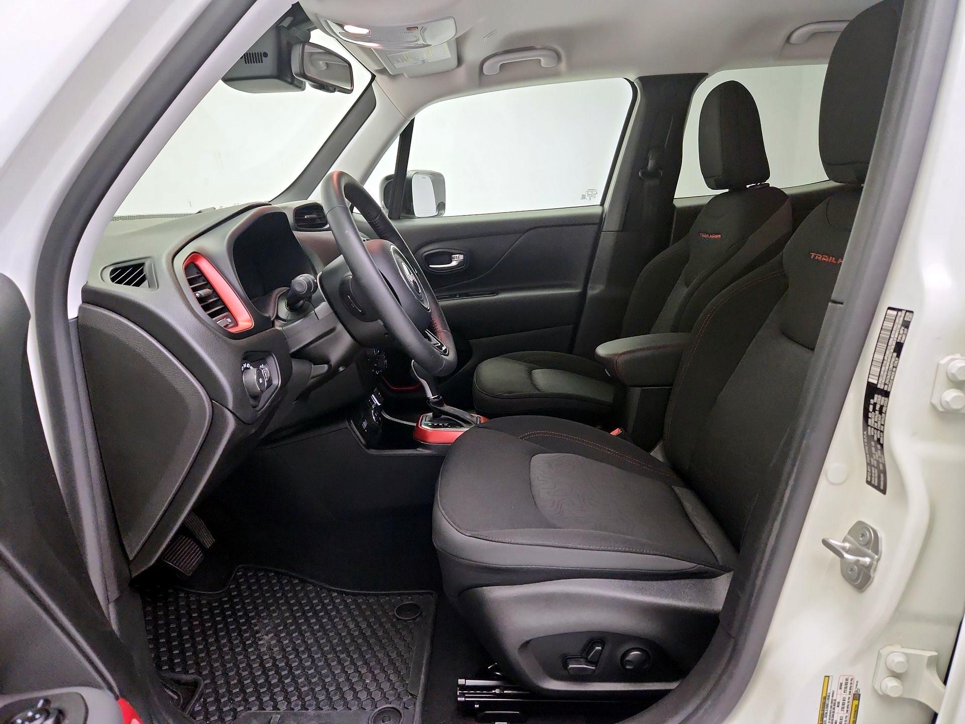Thumbnail: 2022 Jeep Renegade - 11