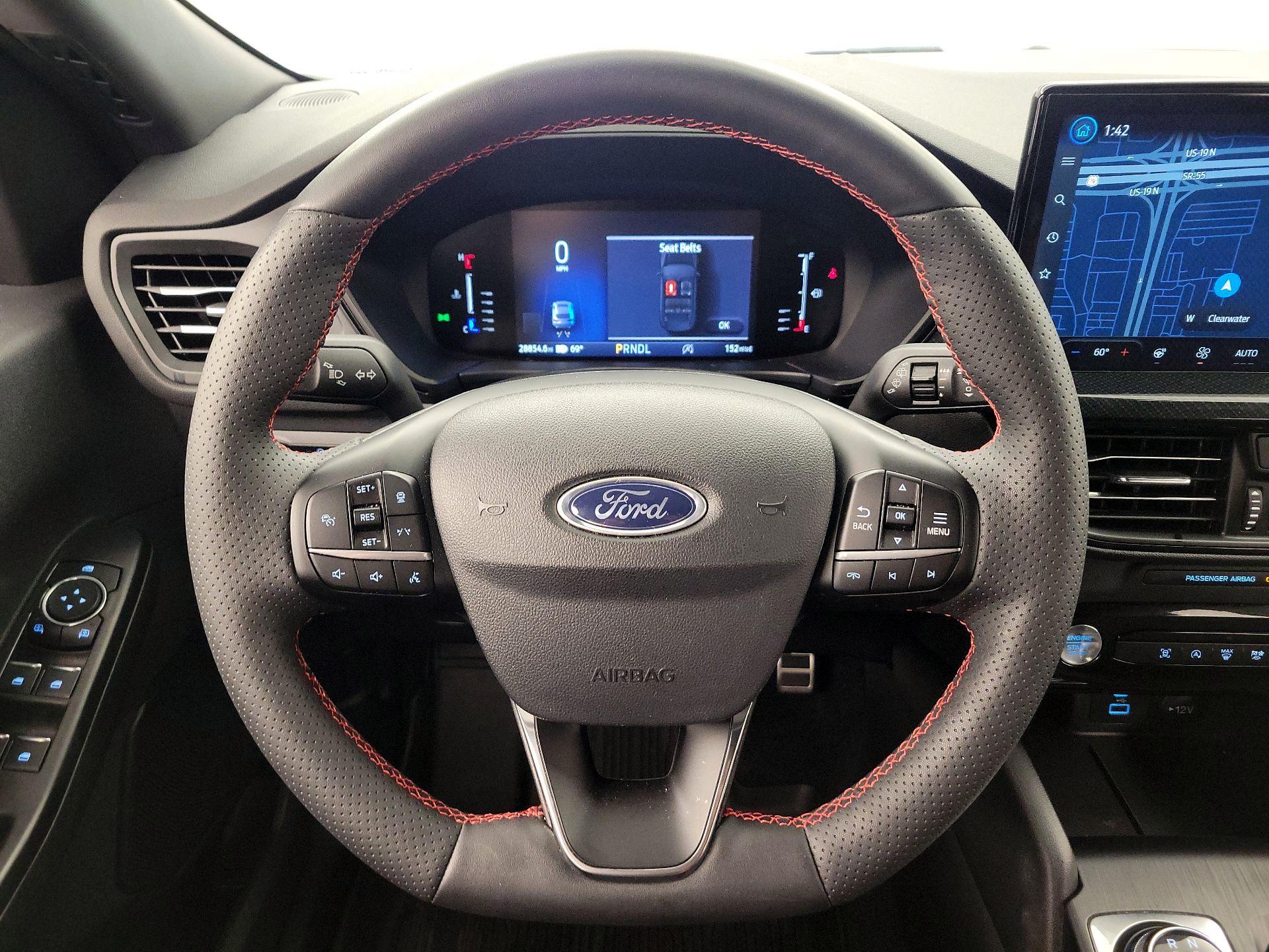 Thumbnail: 2023 Ford Escape - 10