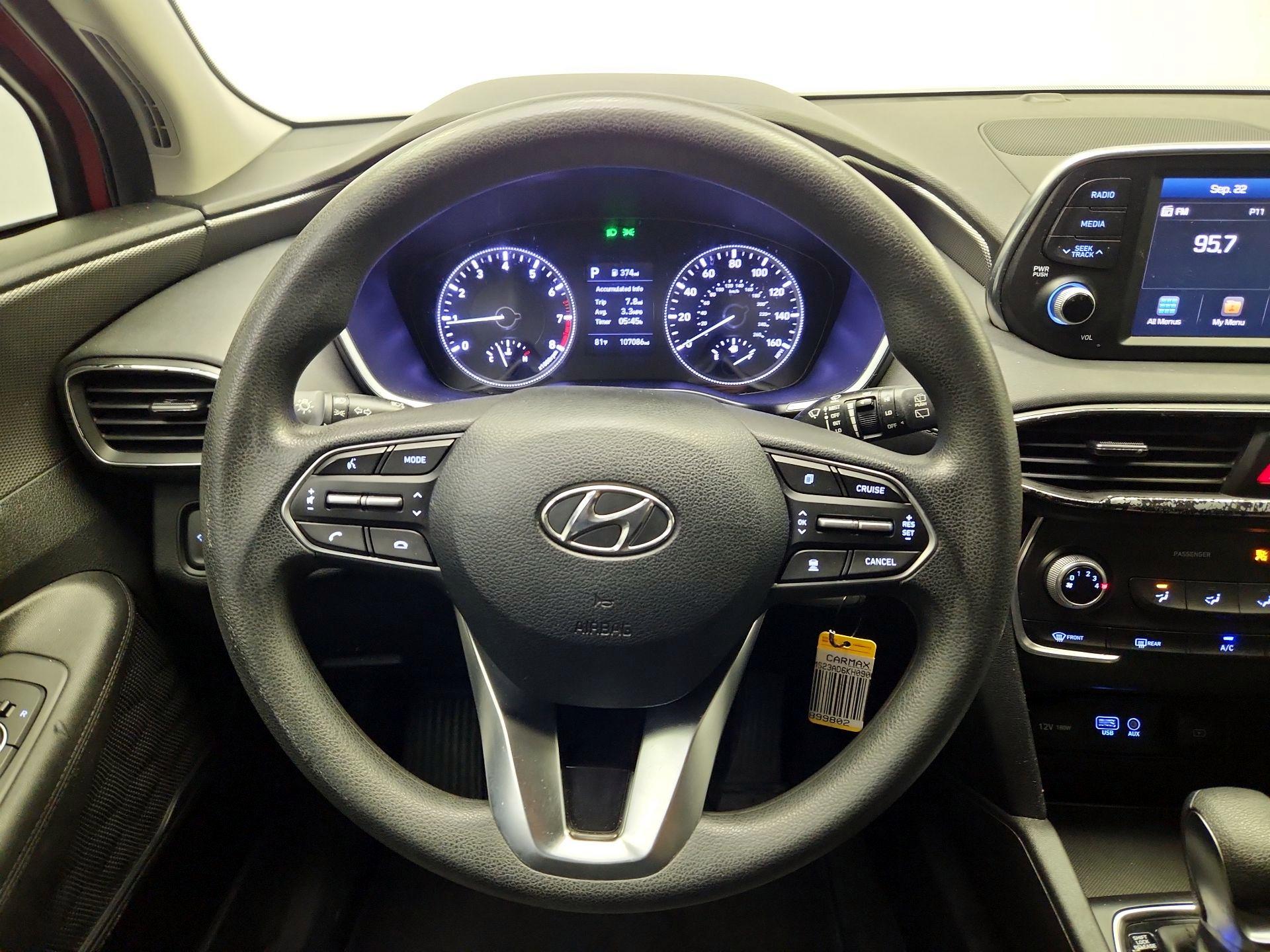 Thumbnail: 2019 Hyundai Santa Fe - 10