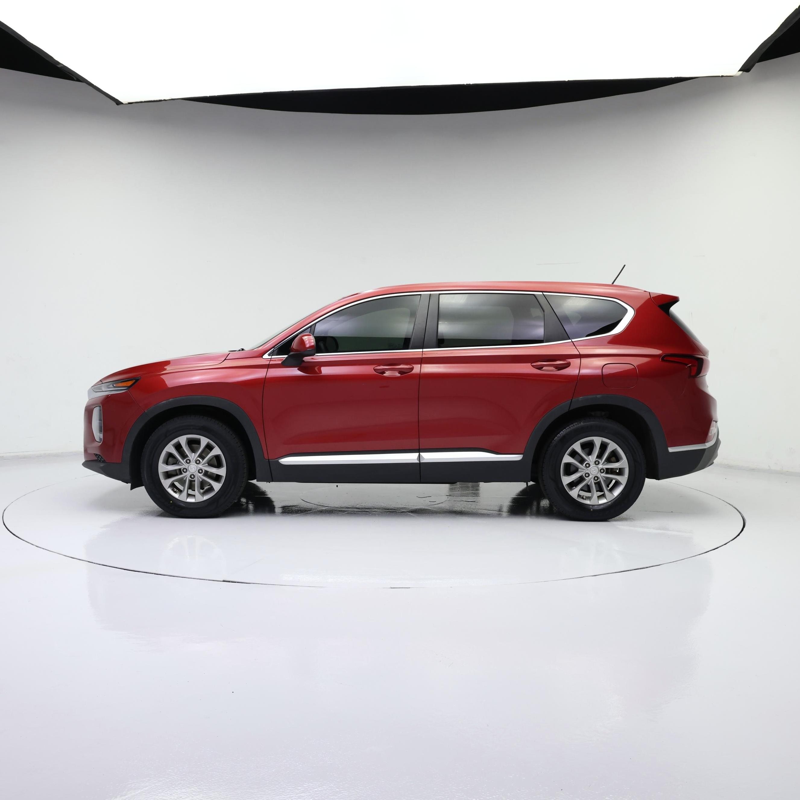 Thumbnail: 2019 Hyundai Santa Fe - 3