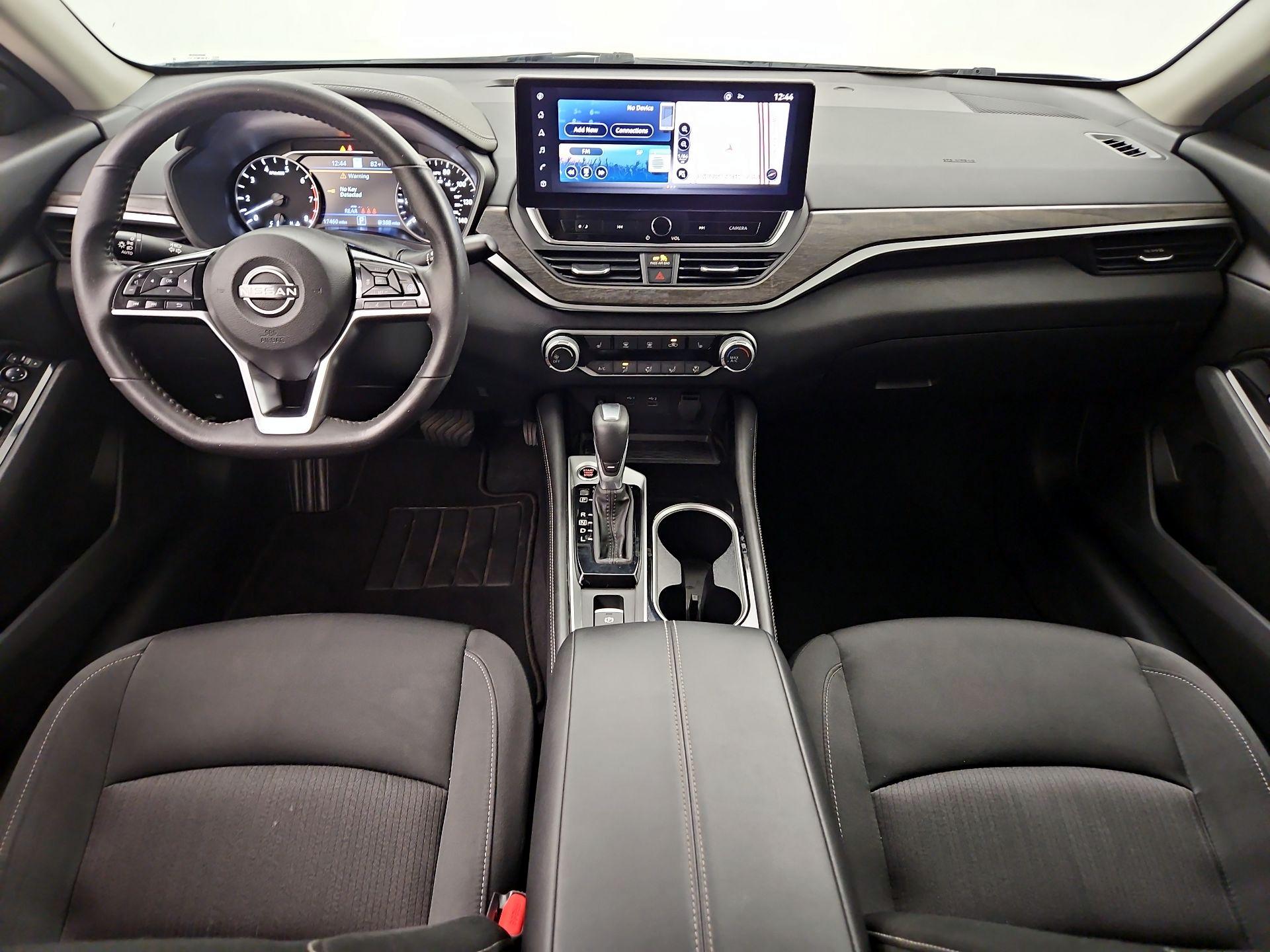 Thumbnail: 2023 Nissan Altima - 9
