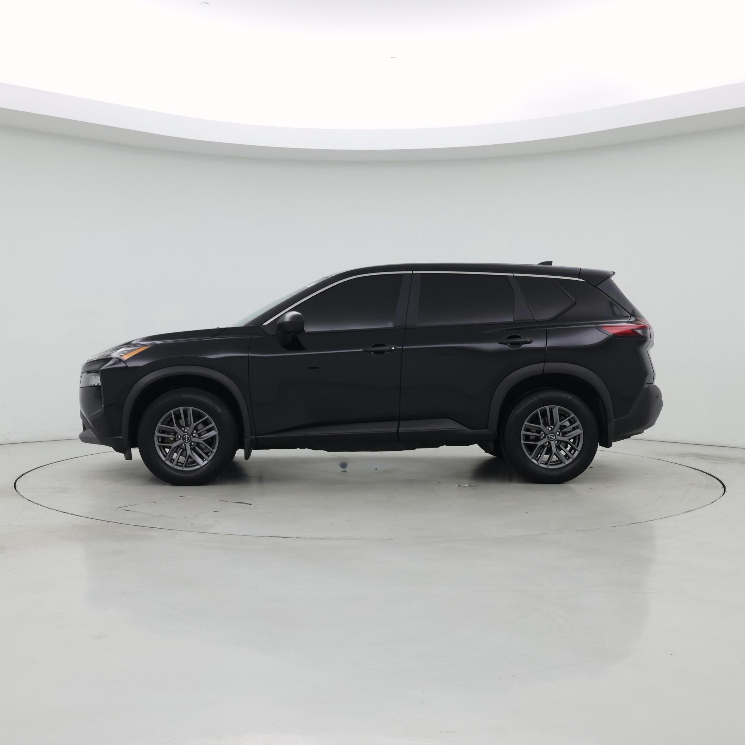 Thumbnail: 2023 Nissan Rogue - 3