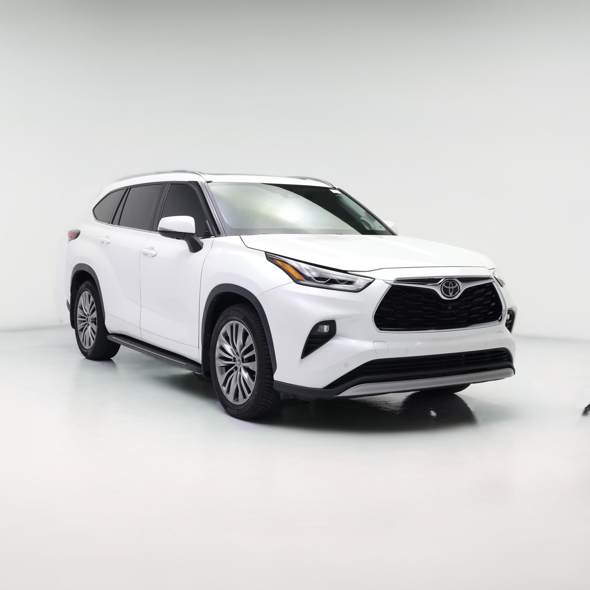 Thumbnail: 2021 Toyota Highlander - 1