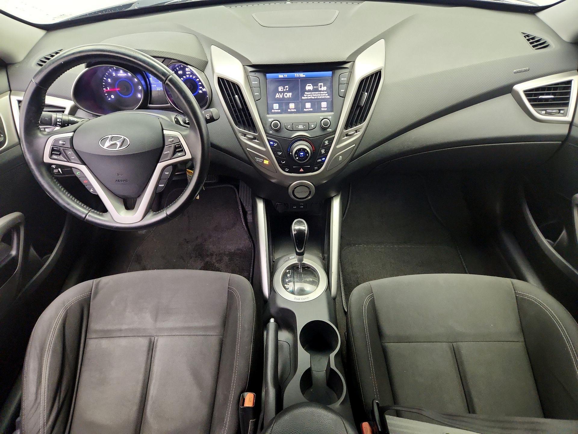 Thumbnail: 2017 Hyundai Veloster - 9