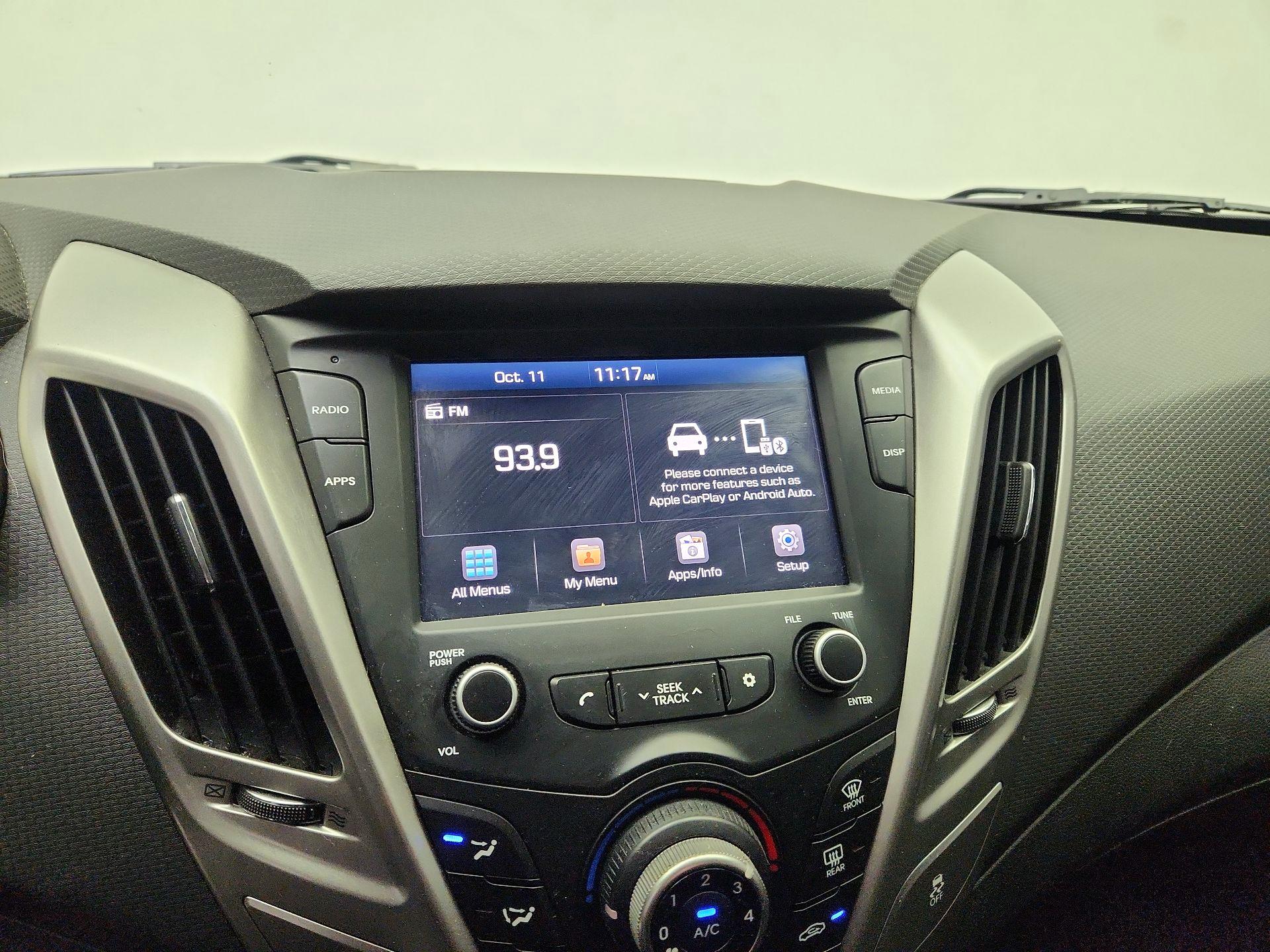 Thumbnail: 2017 Hyundai Veloster - 15