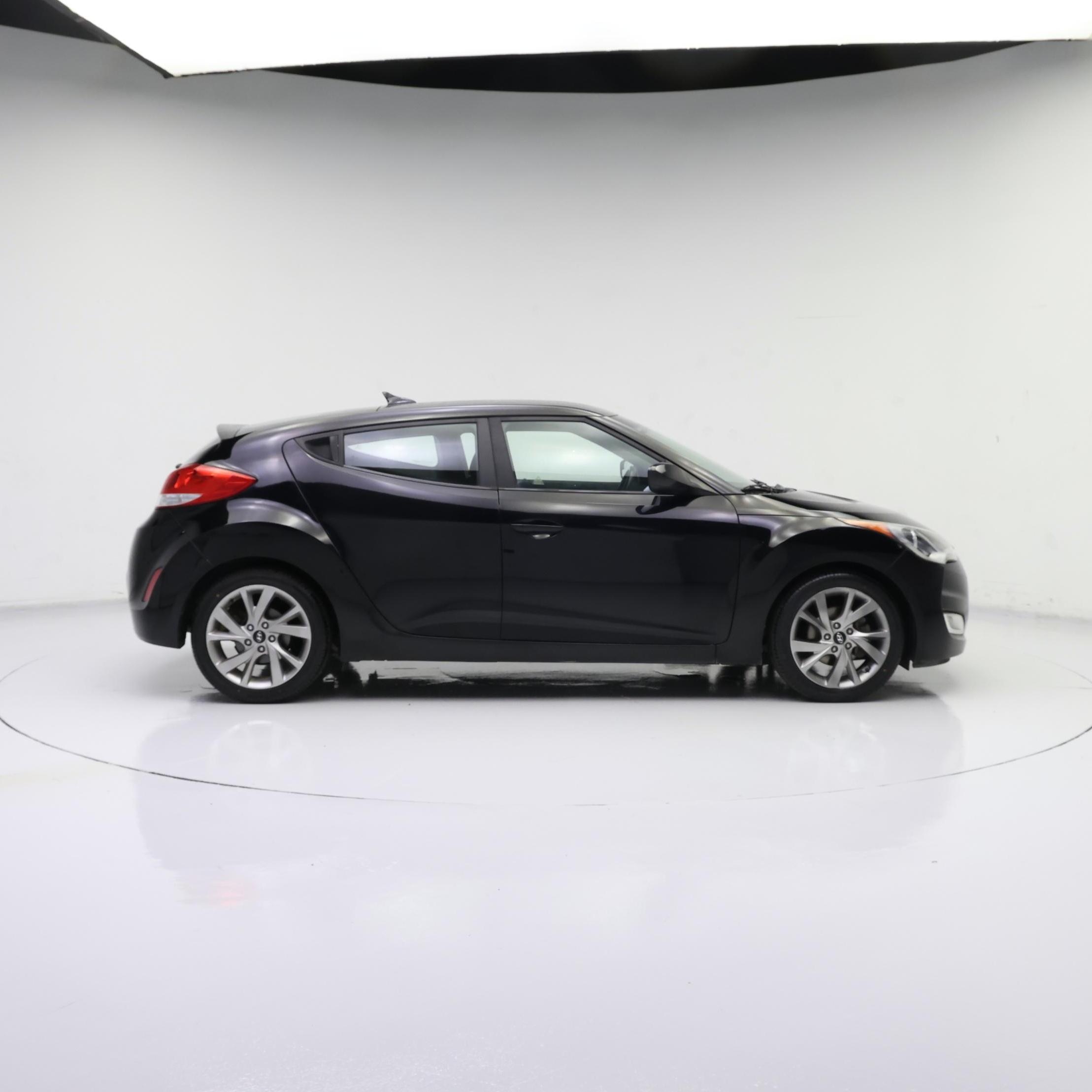 Thumbnail: 2017 Hyundai Veloster - 7