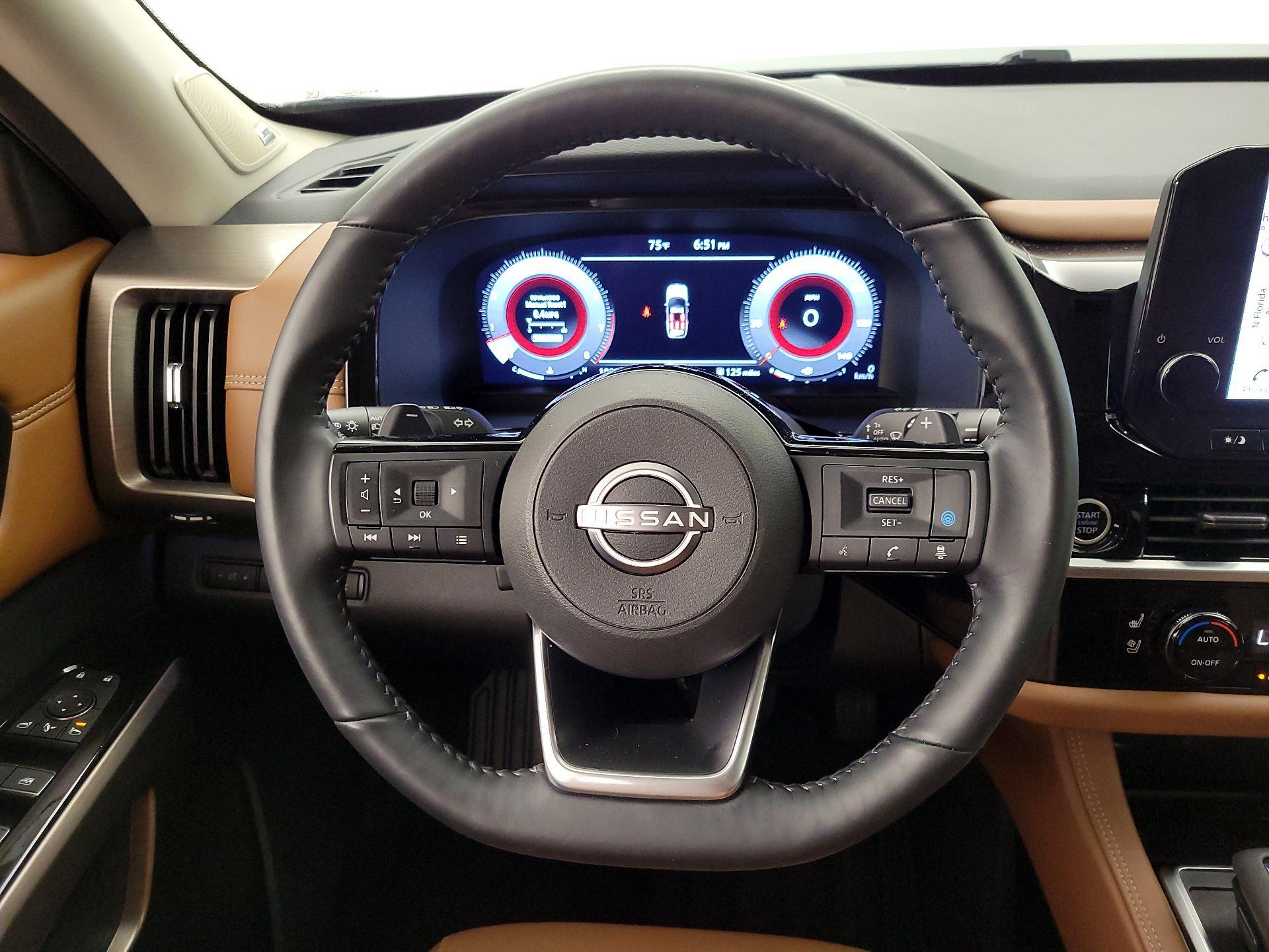Thumbnail: 2024 Nissan Pathfinder - 10