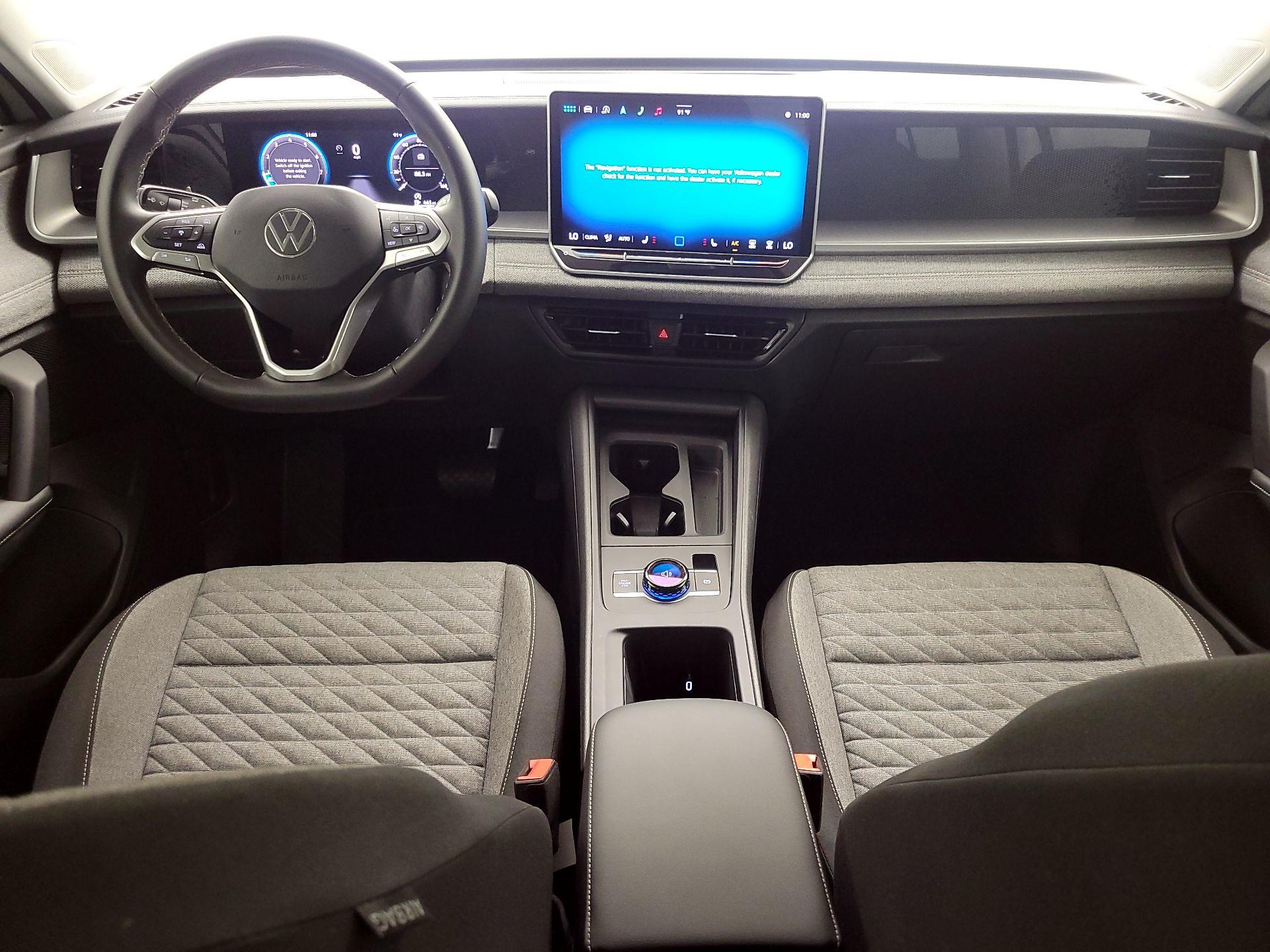 Thumbnail: 2025 Volkswagen Tiguan - 9