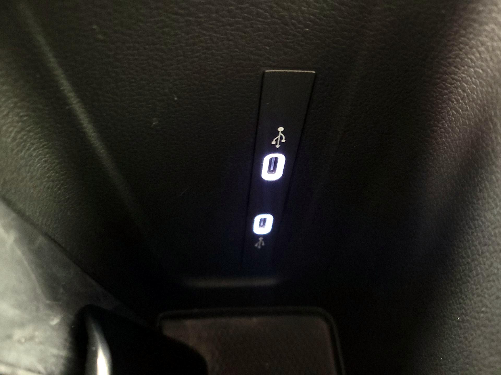 Thumbnail: 2025 Volkswagen Tiguan - 18