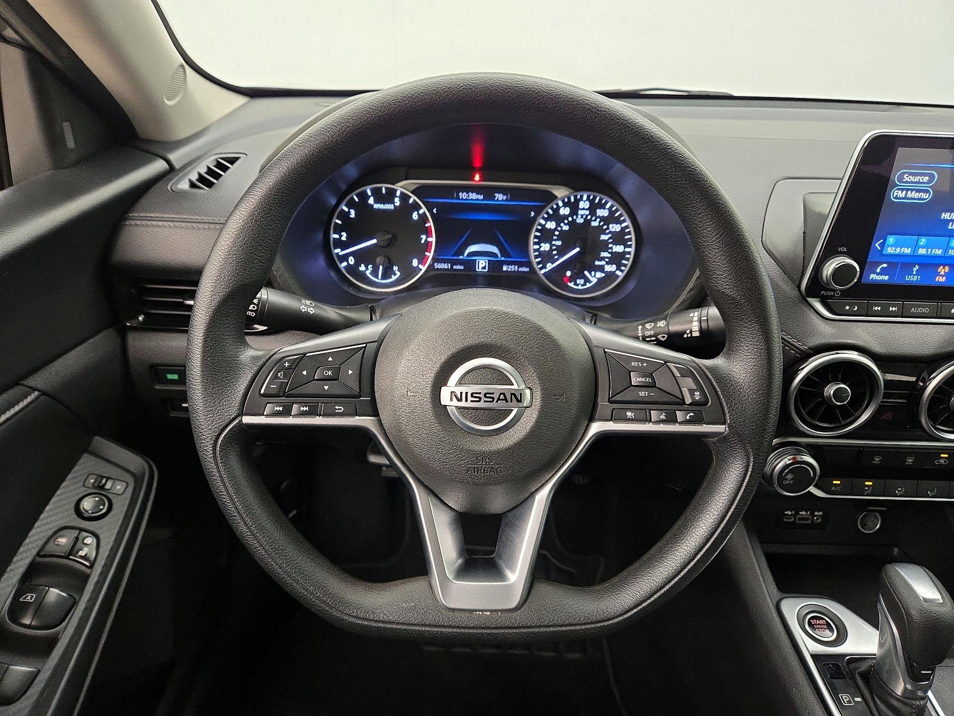 Thumbnail: 2023 Nissan Sentra - 10