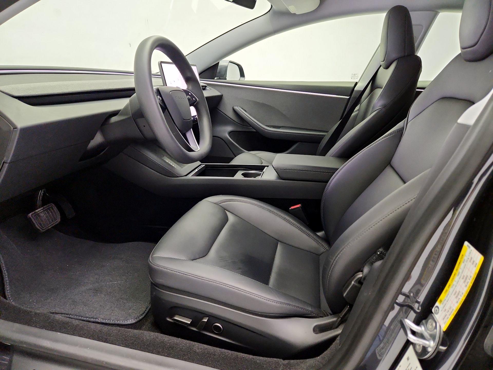 Thumbnail: 2025 Tesla Model 3 - 11
