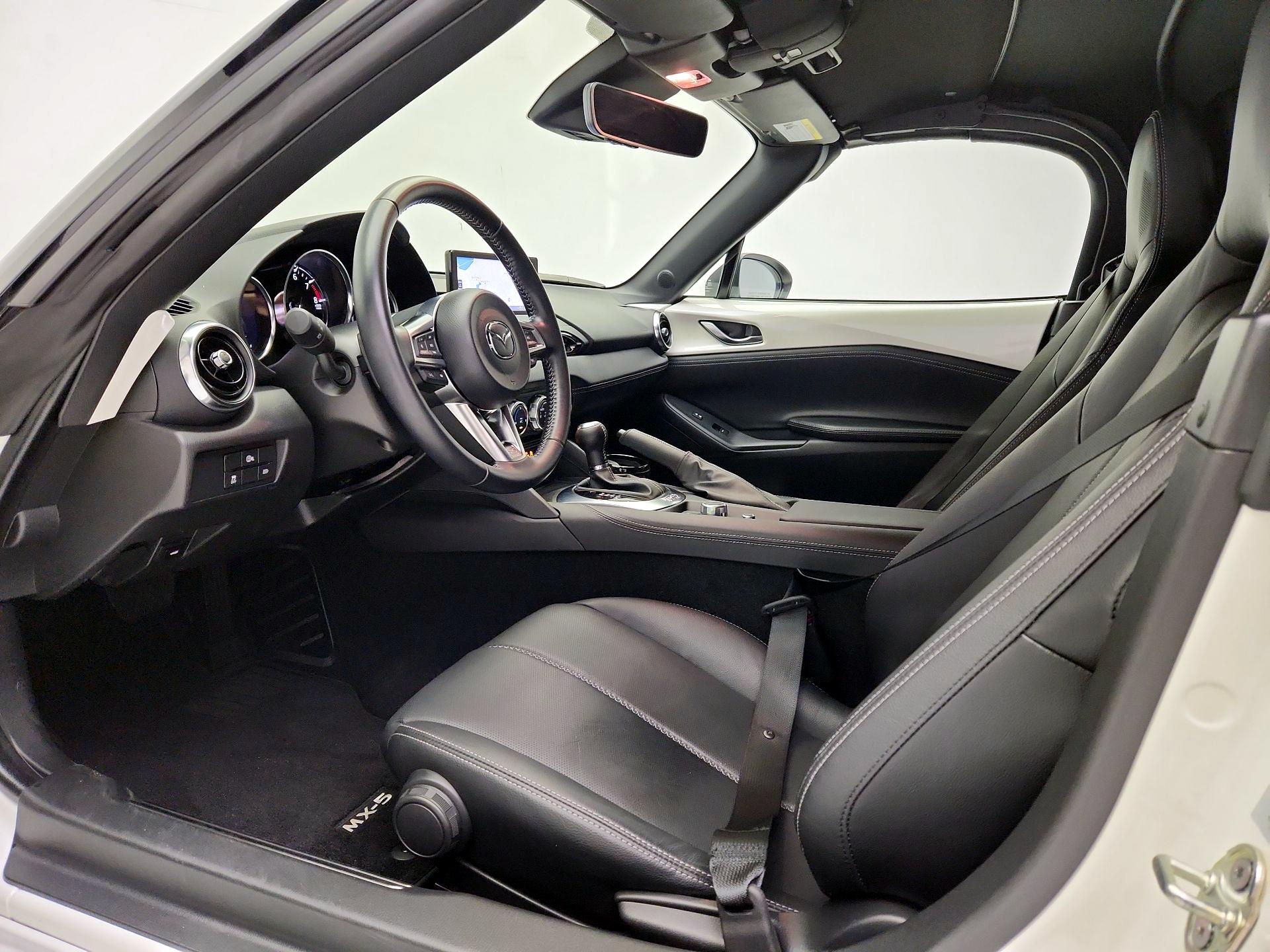 Thumbnail: 2024 Mazda MX-5 Miata - 11