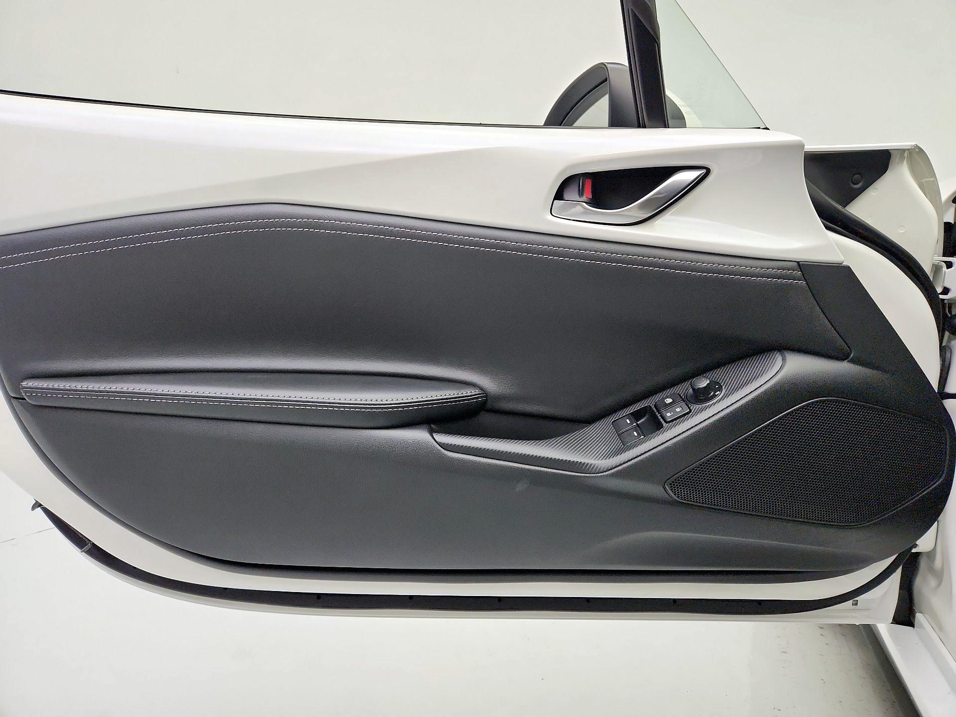 Thumbnail: 2024 Mazda MX-5 Miata - 12
