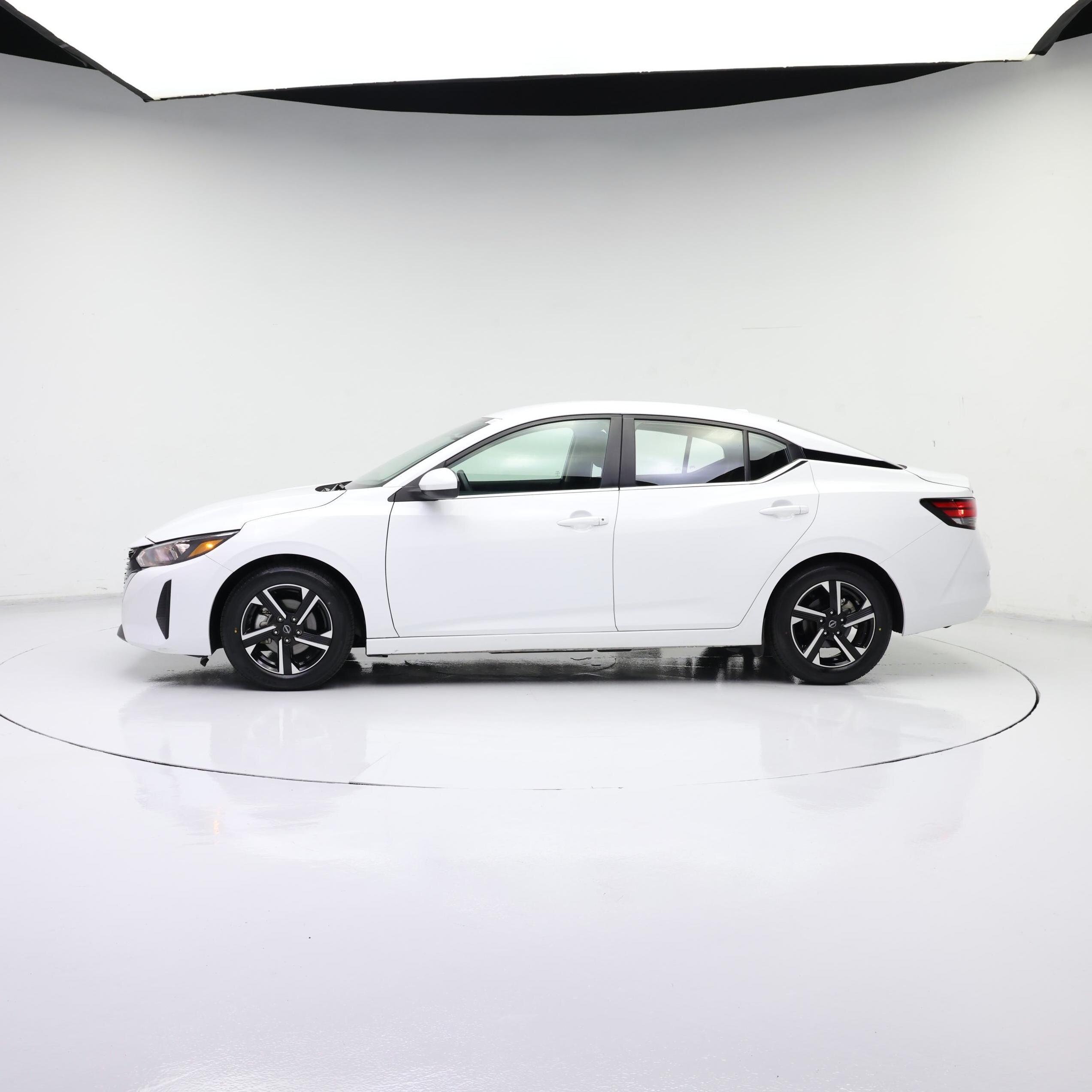 Thumbnail: 2024 Nissan Sentra - 3