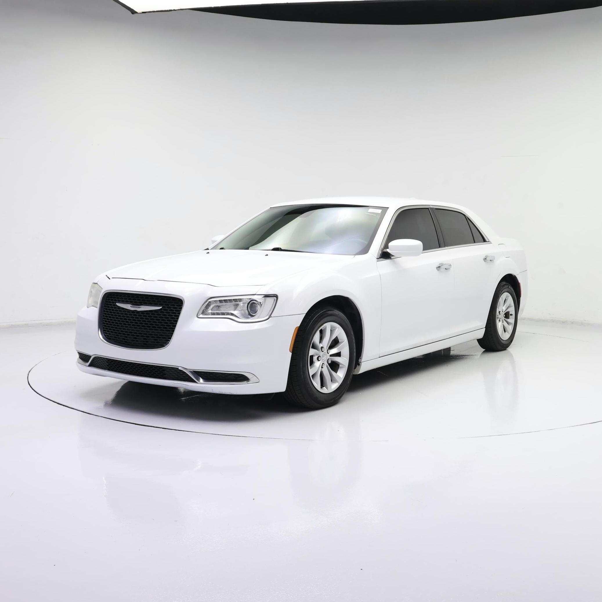 Thumbnail: 2015 Chrysler 300 - 4