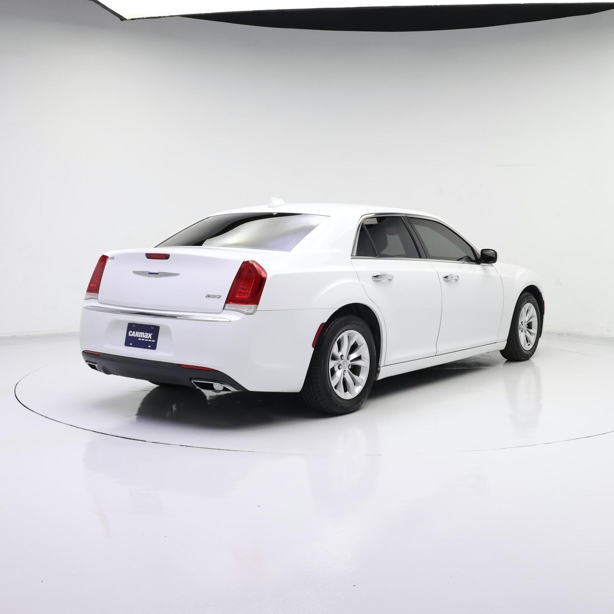 Thumbnail: 2015 Chrysler 300 - 8