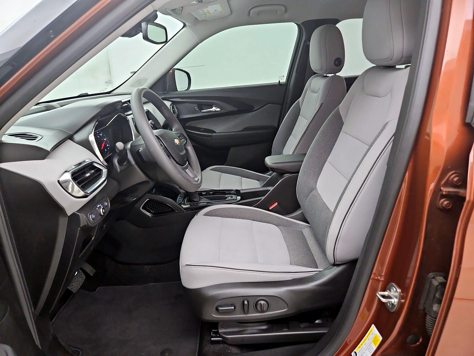 Thumbnail: 2021 Chevrolet TrailBlazer - 11