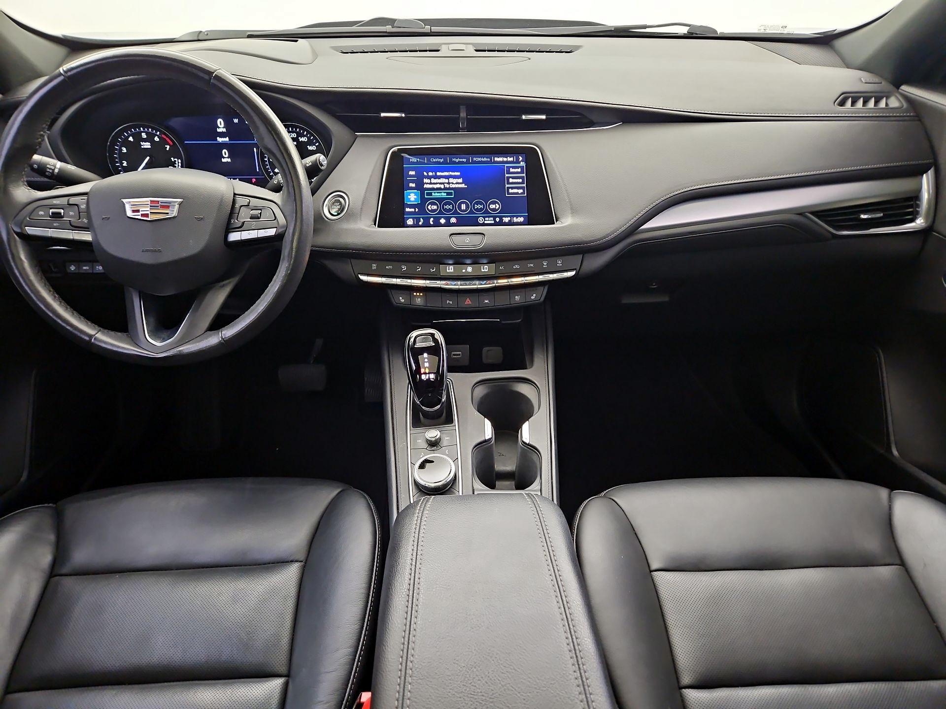 Thumbnail: 2023 Cadillac XT4 - 9