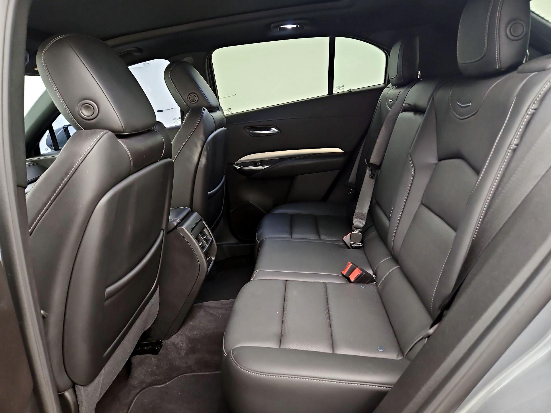 Thumbnail: 2023 Cadillac XT4 - 20
