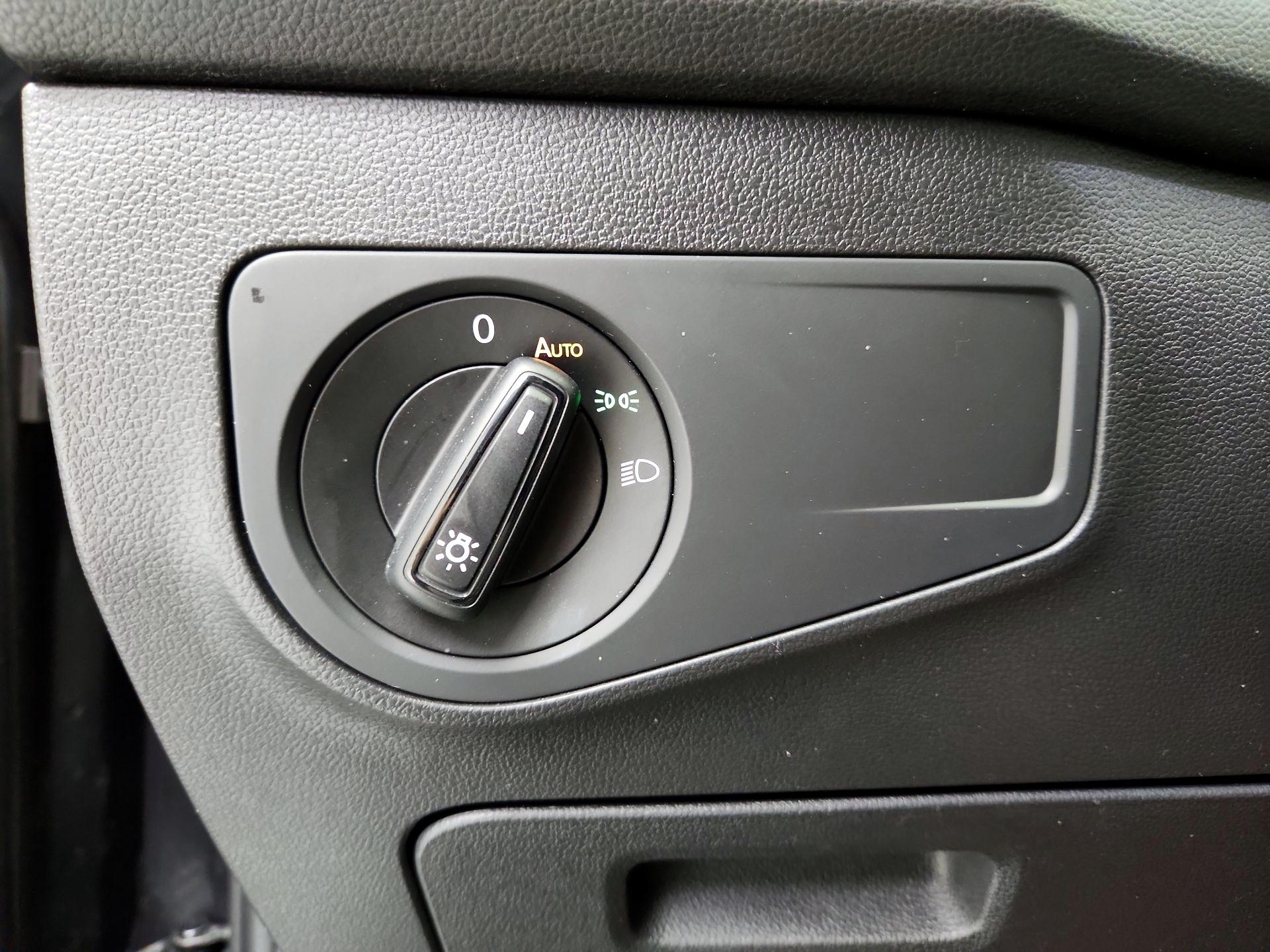 Thumbnail: 2022 Volkswagen Tiguan - 13