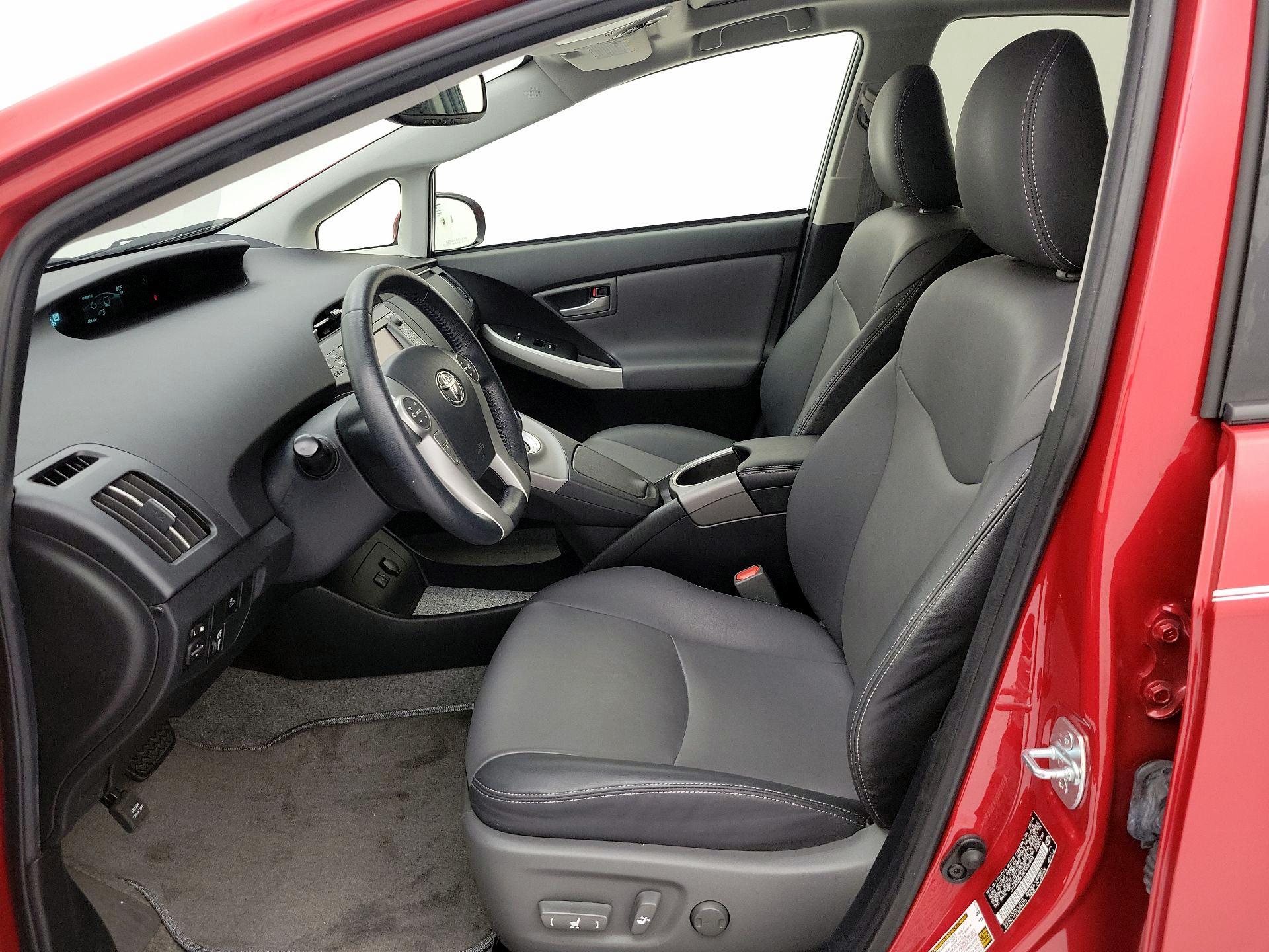 Thumbnail: 2014 Toyota Prius - 11
